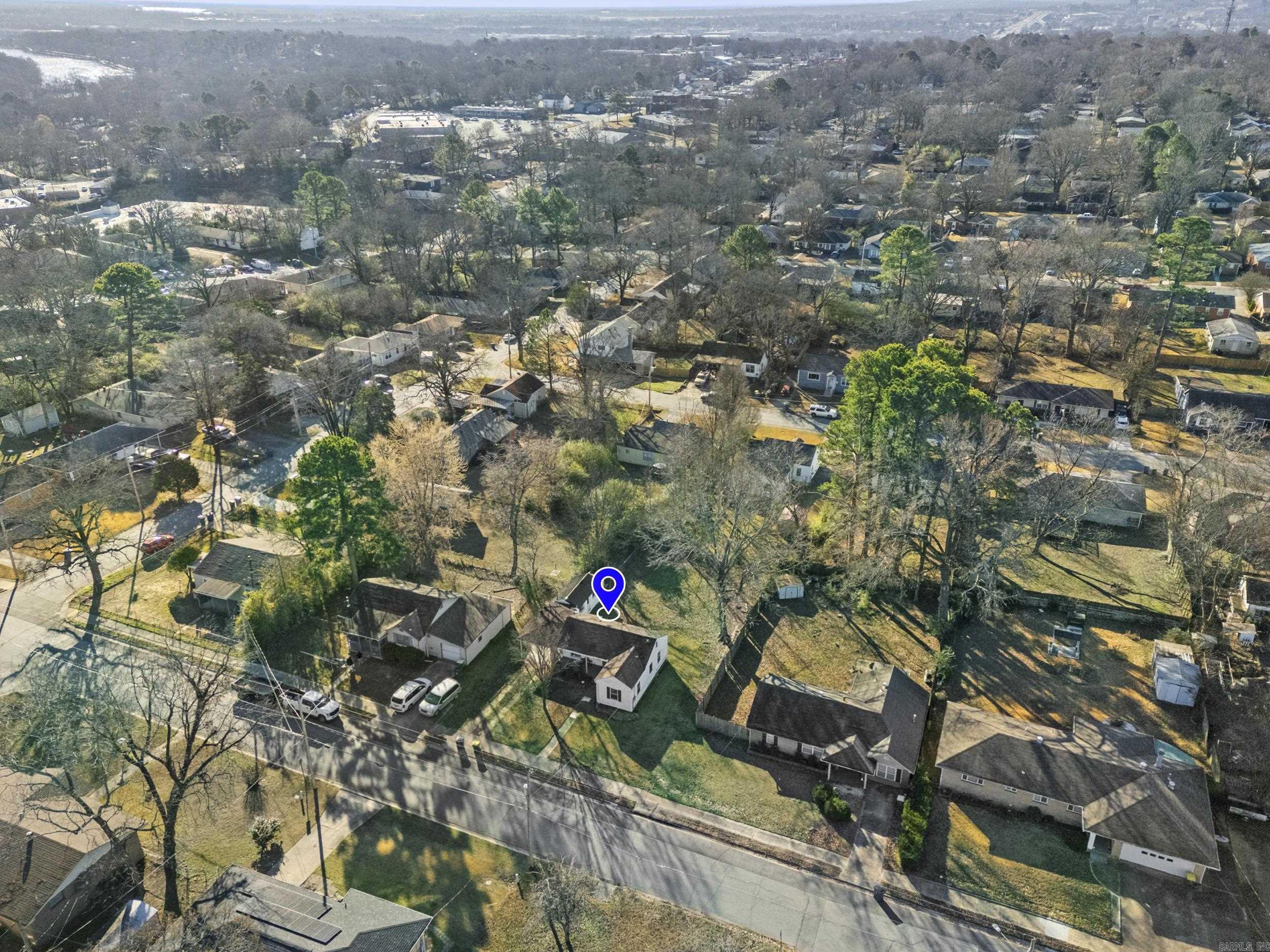 WOODLAND HILLS - Residential