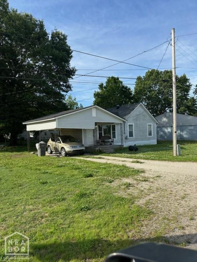 Nice home in Bay, currently being used as a rental property. Rented for $700 a month. Current tenant has been there for 3 years.