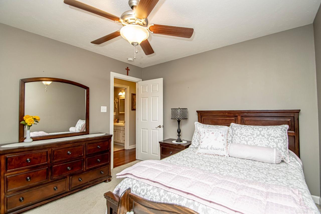 COUNTRY CLUB OF ARK THE - Residential