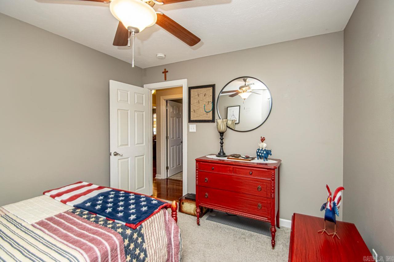 COUNTRY CLUB OF ARK THE - Residential