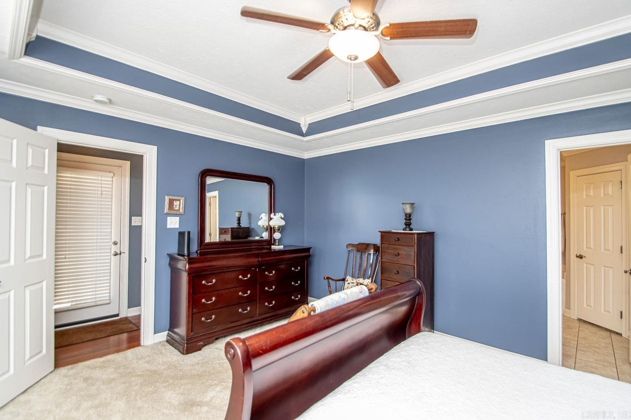 COUNTRY CLUB OF ARK THE - Residential