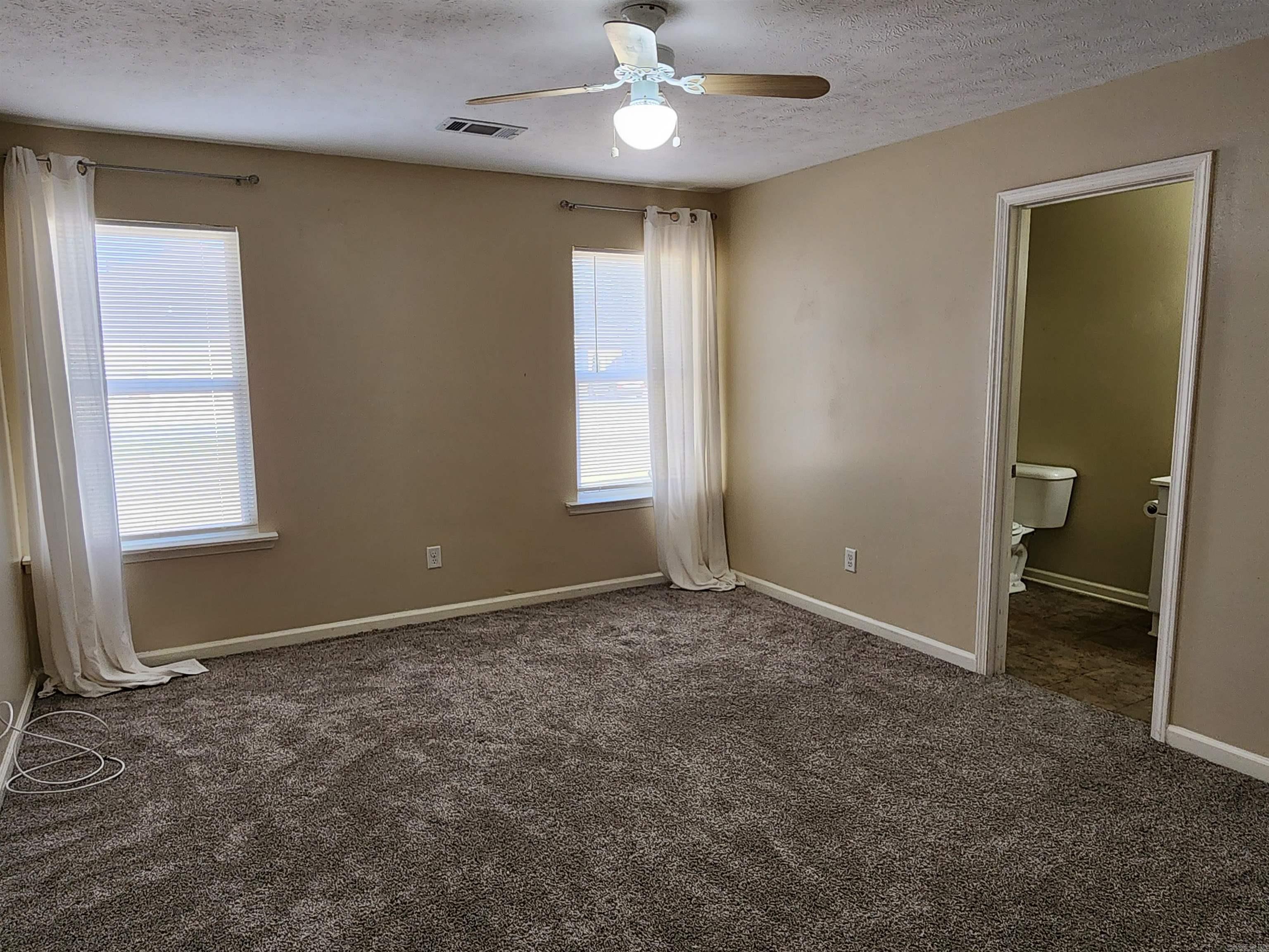 GOLDEN MEADOWS - Residential