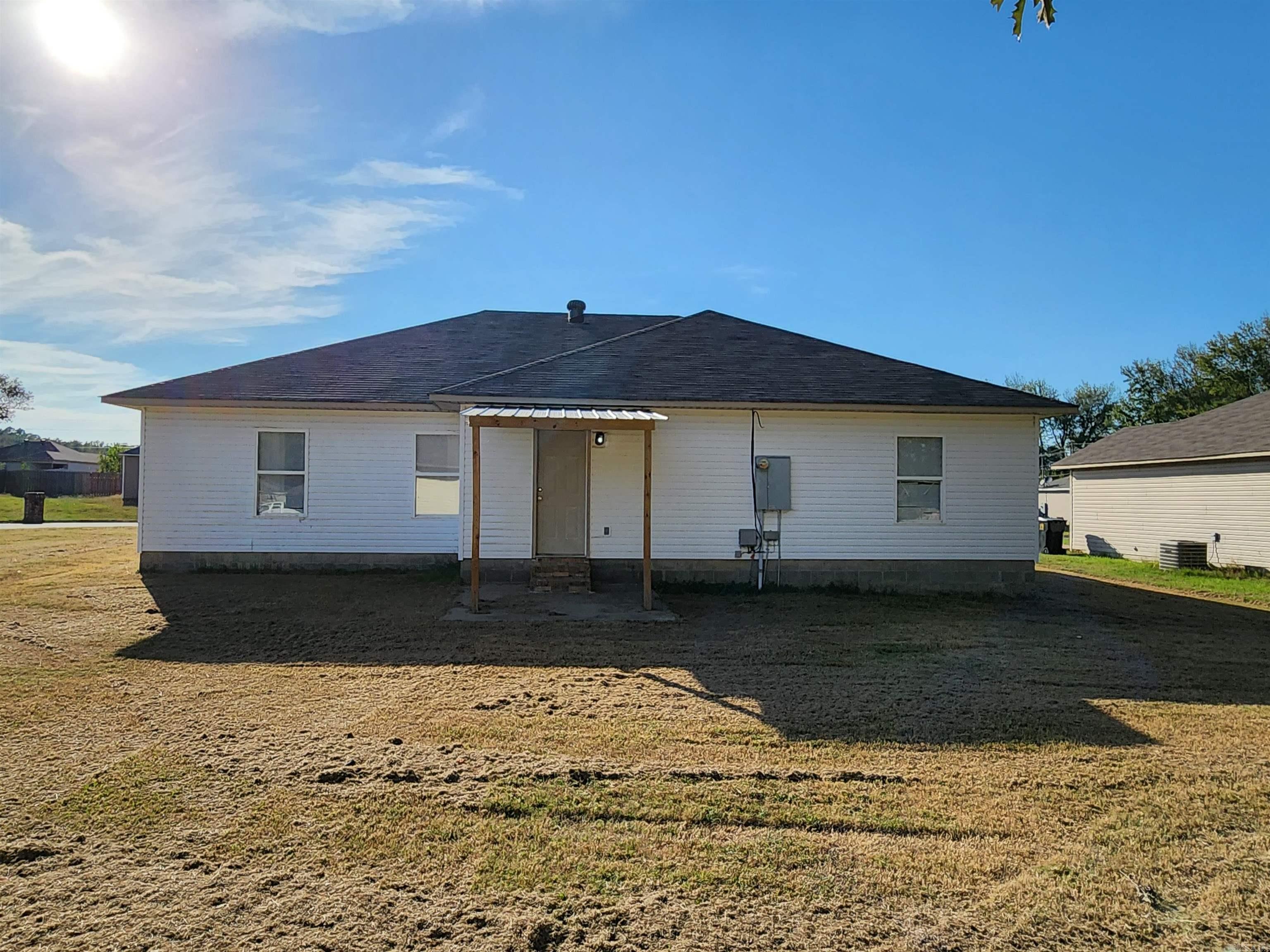GOLDEN MEADOWS - Residential