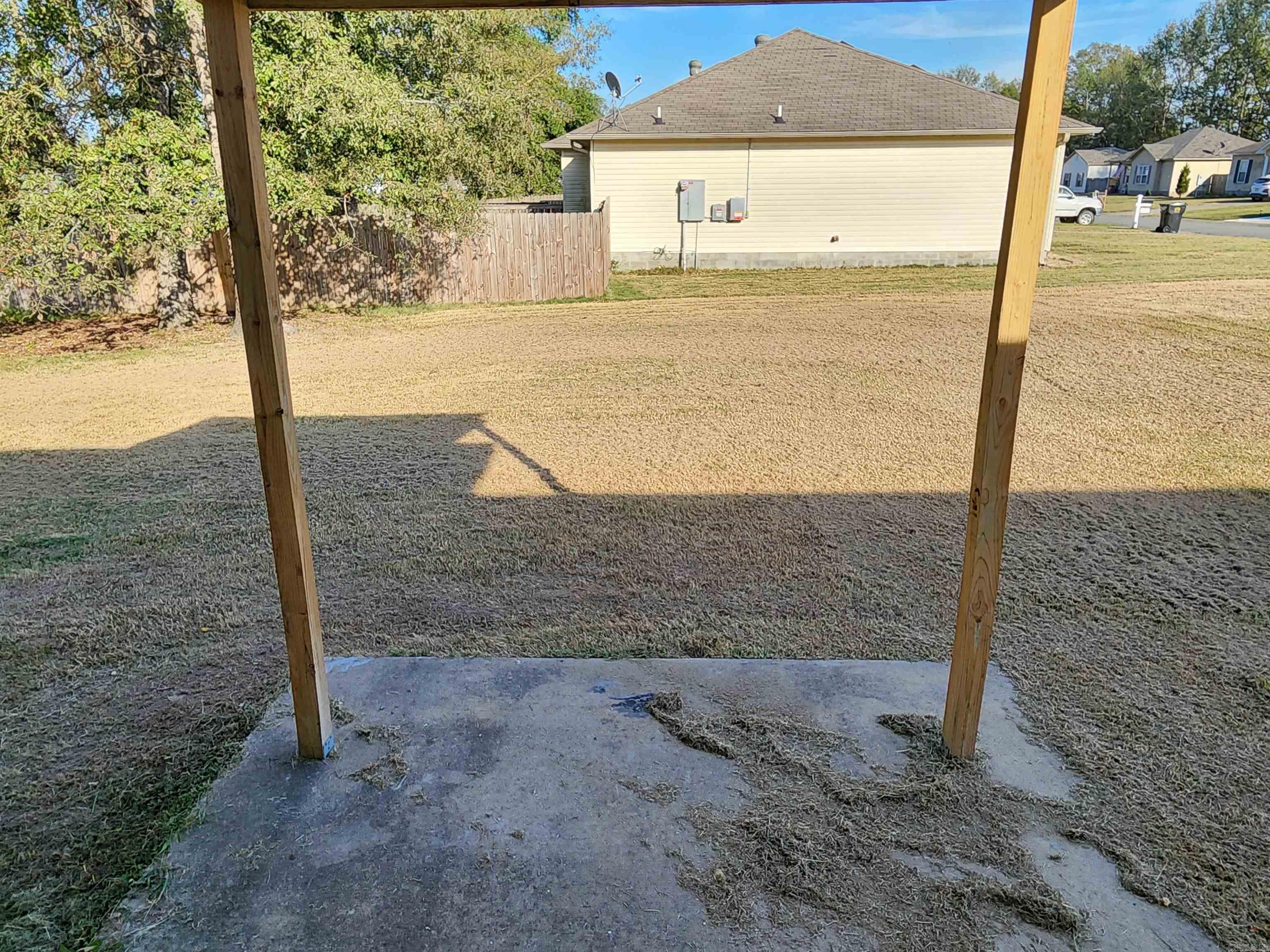 GOLDEN MEADOWS - Residential