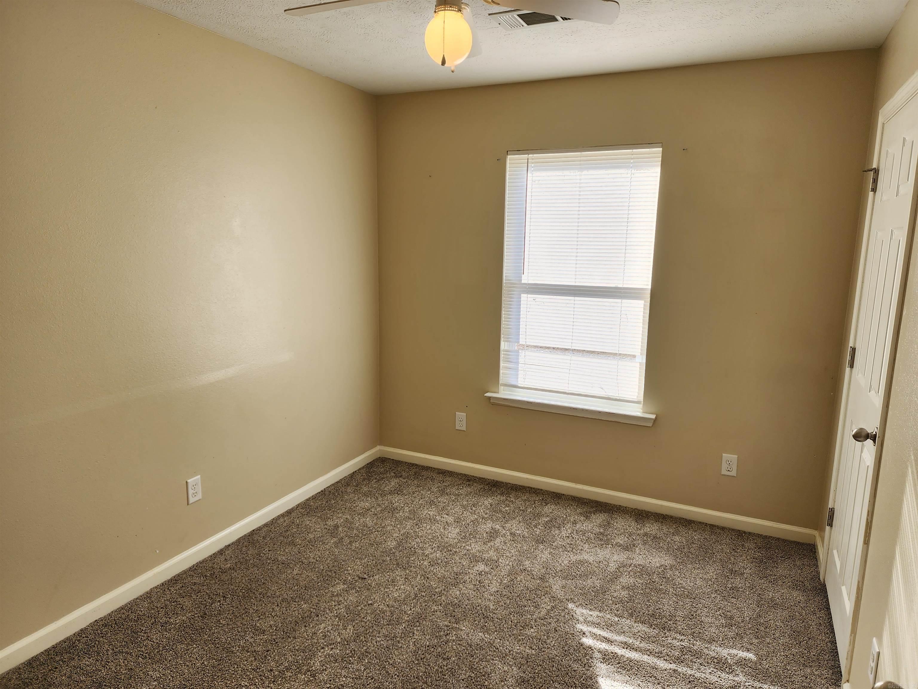 GOLDEN MEADOWS - Residential