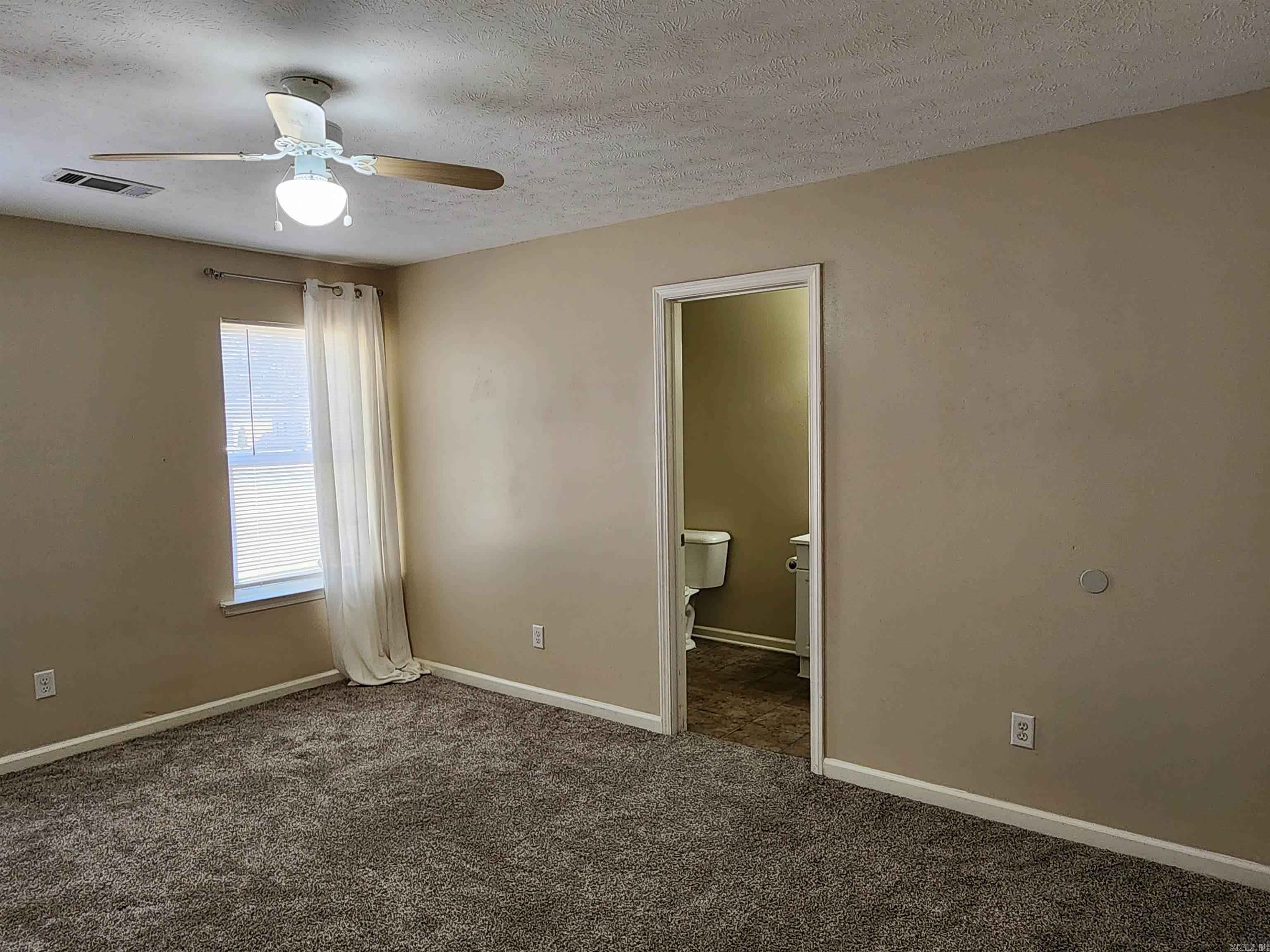 GOLDEN MEADOWS - Residential