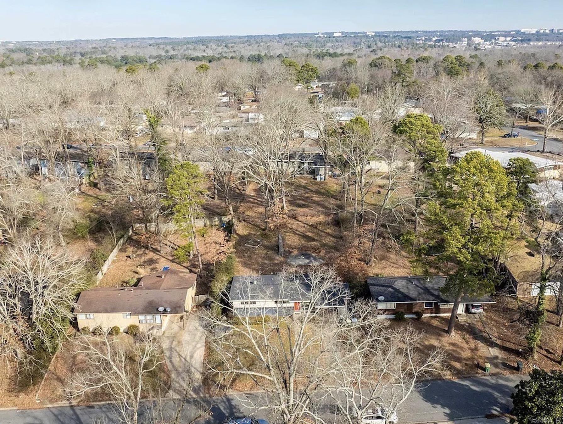 MEADOWCLIFF - Residential