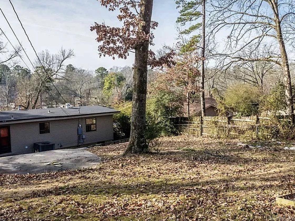 MEADOWCLIFF - Residential