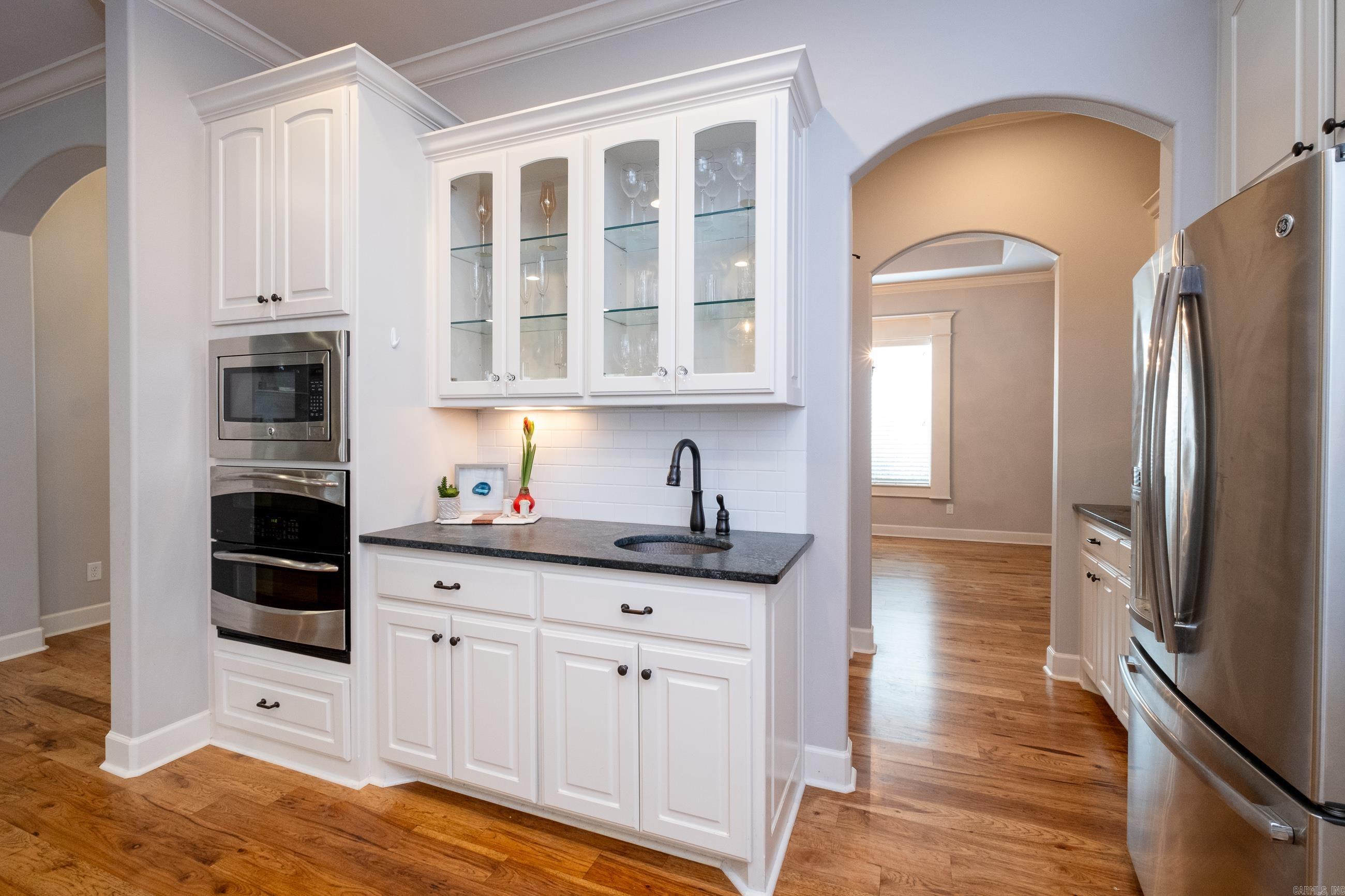 WOODLANDS EDGE - Residential
