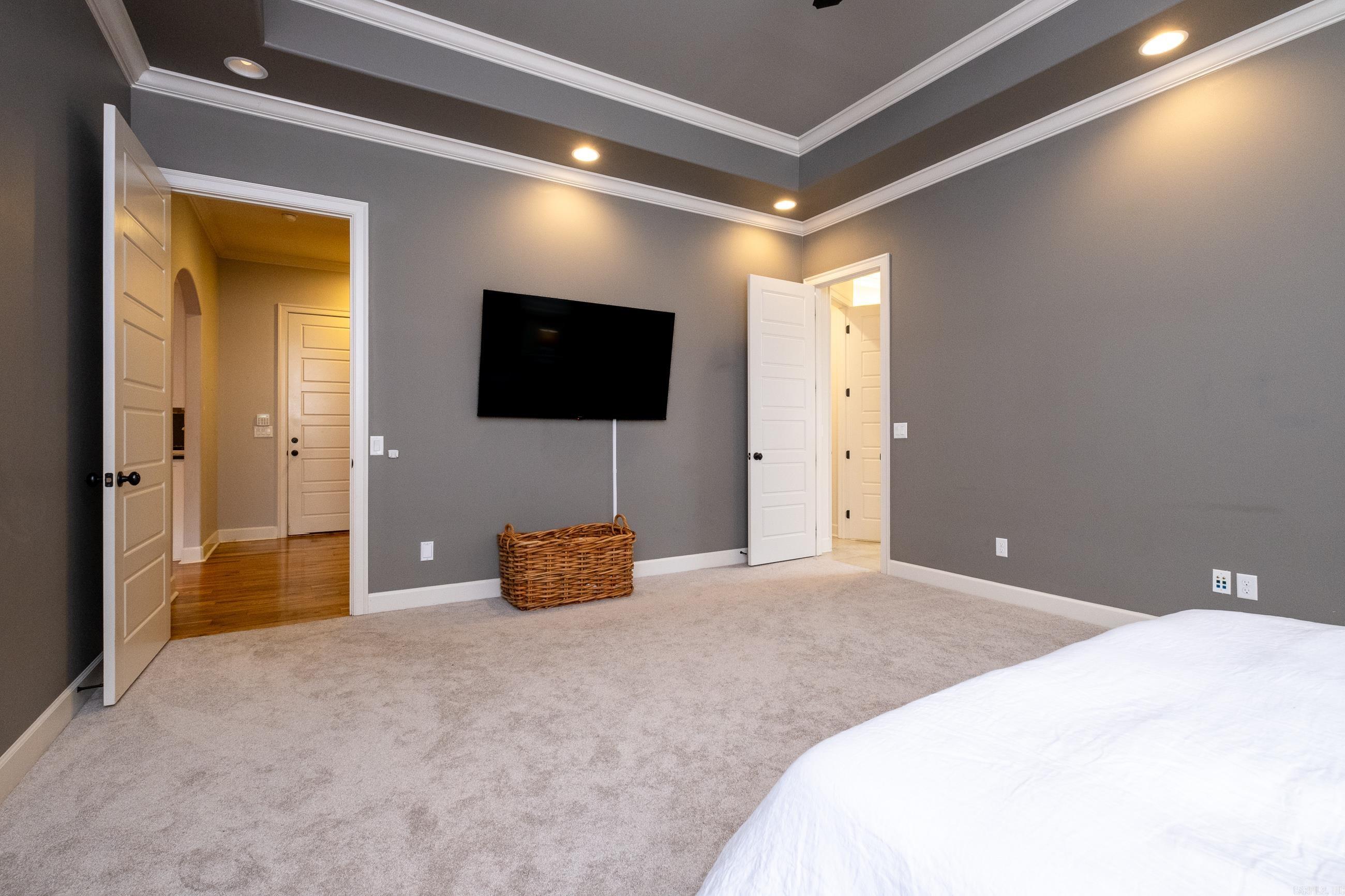 WOODLANDS EDGE - Residential