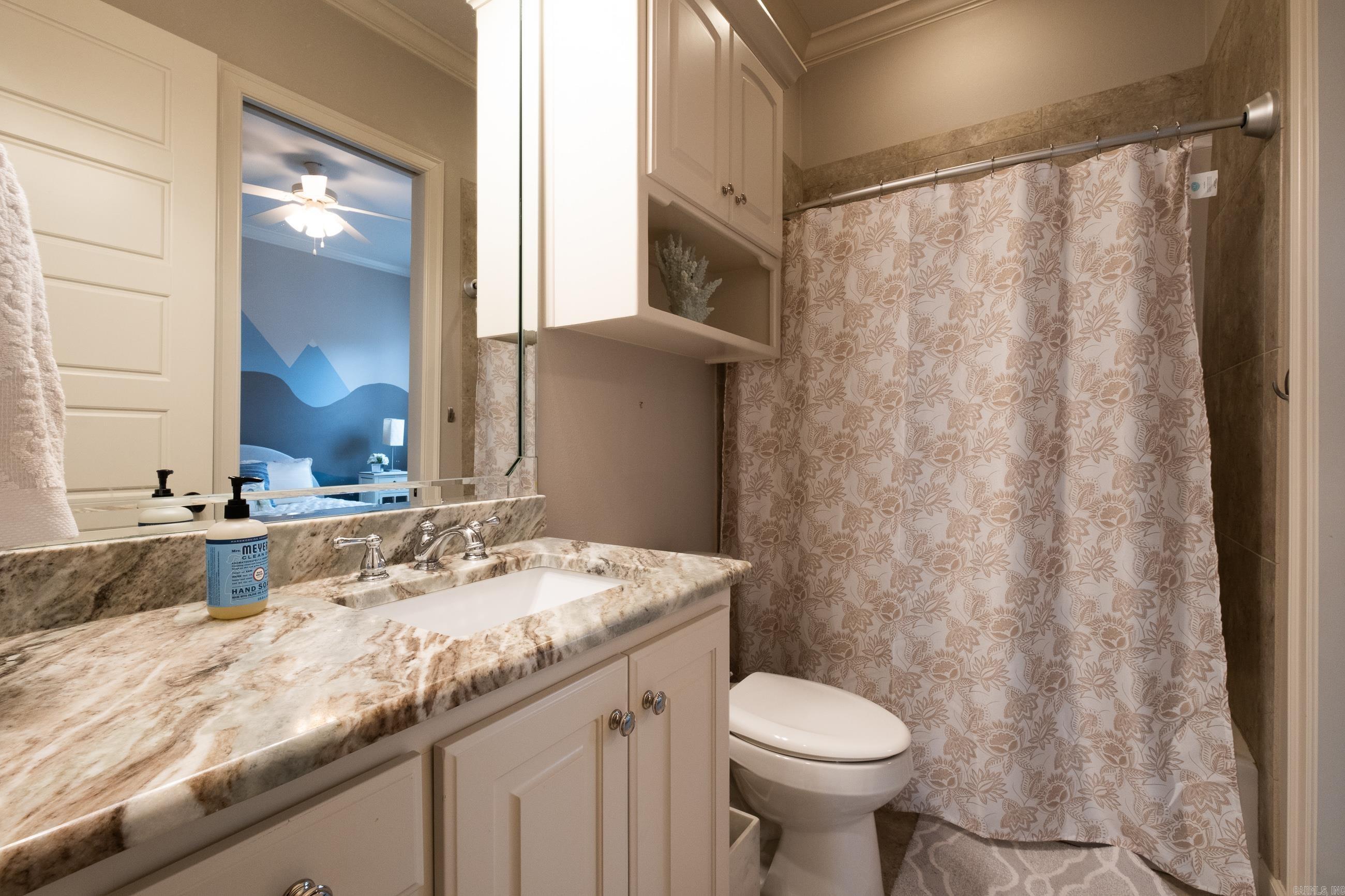 WOODLANDS EDGE - Residential