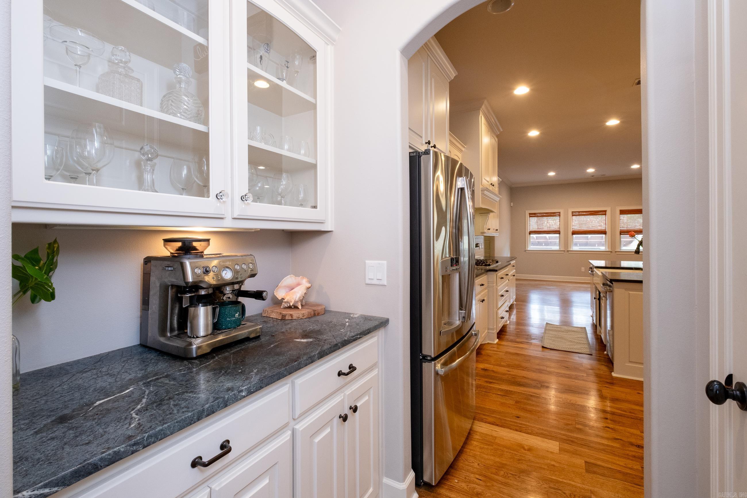 WOODLANDS EDGE - Residential