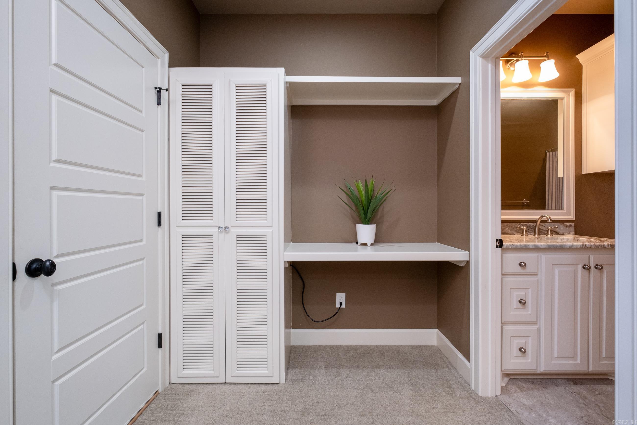 WOODLANDS EDGE - Residential