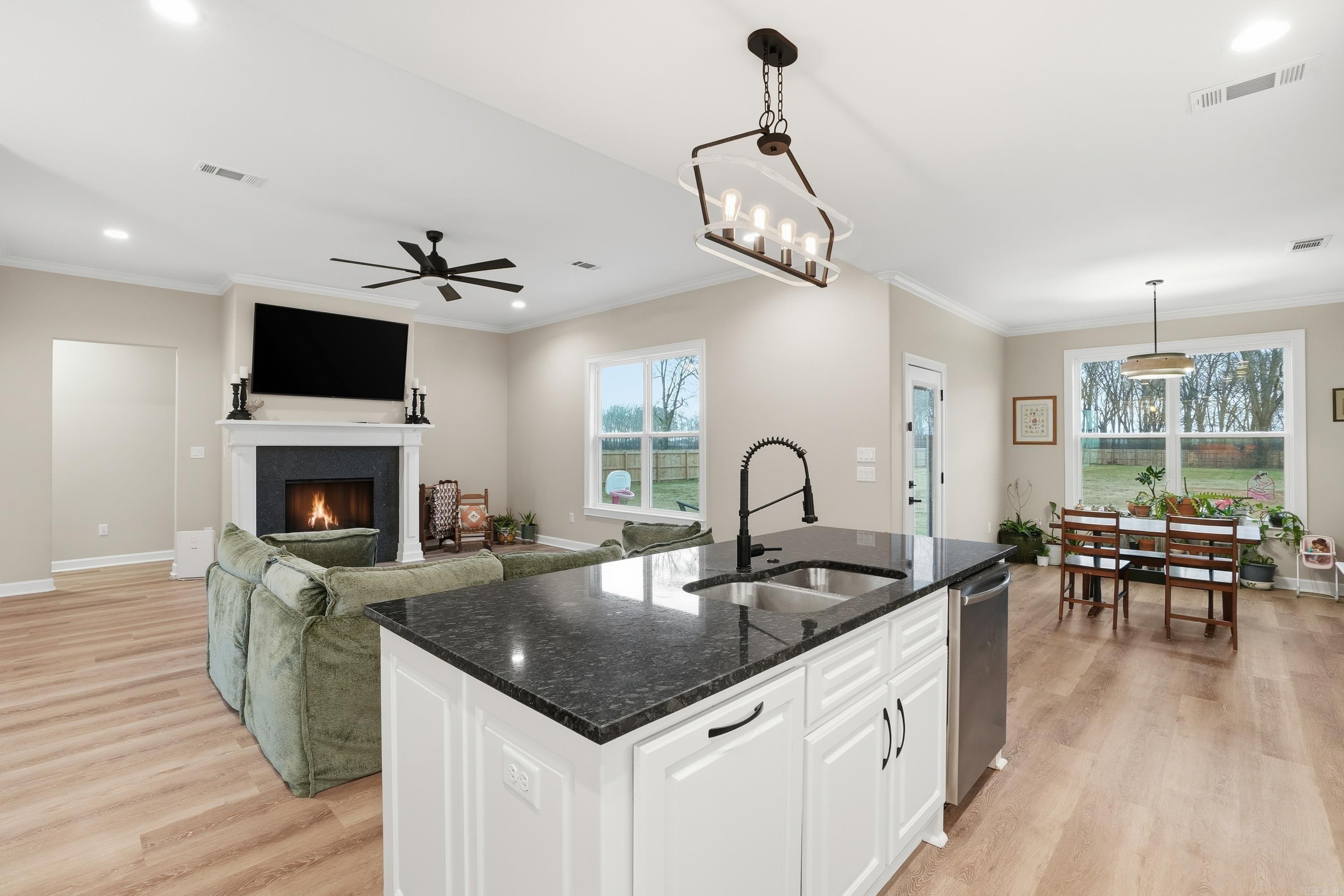 ASHLEY DOWNS - Residential