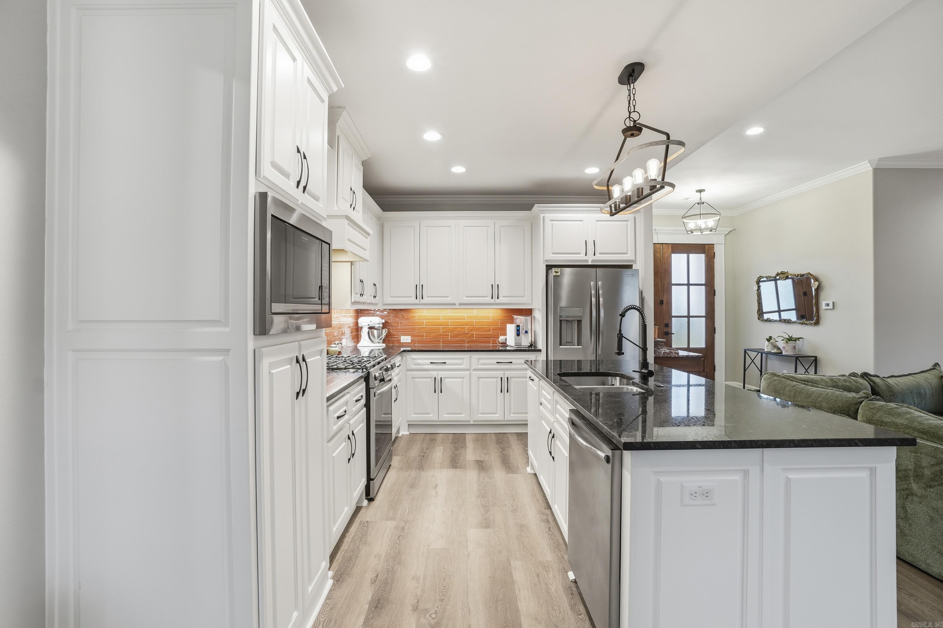 ASHLEY DOWNS - Residential