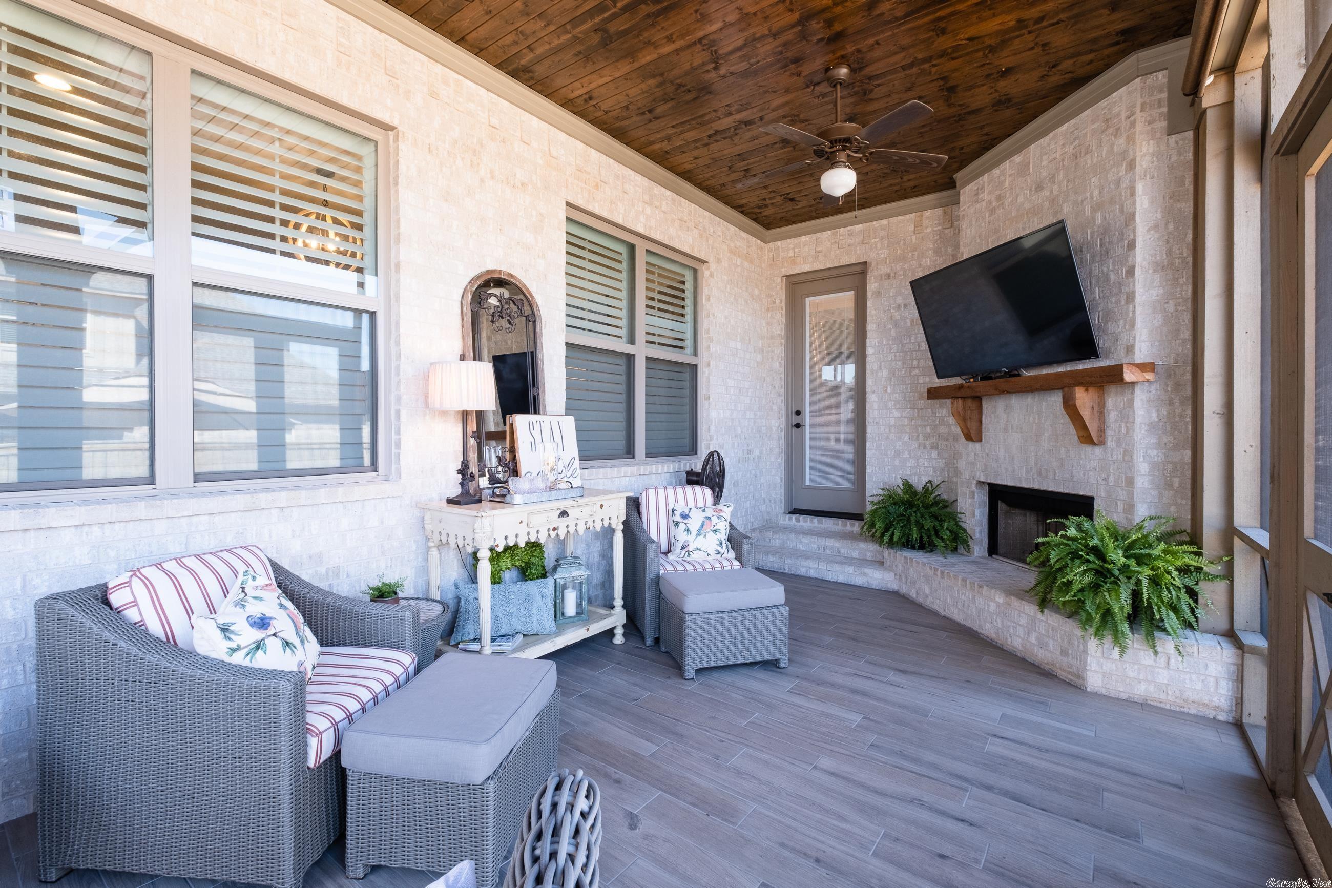 BELLES FLEURS - Residential