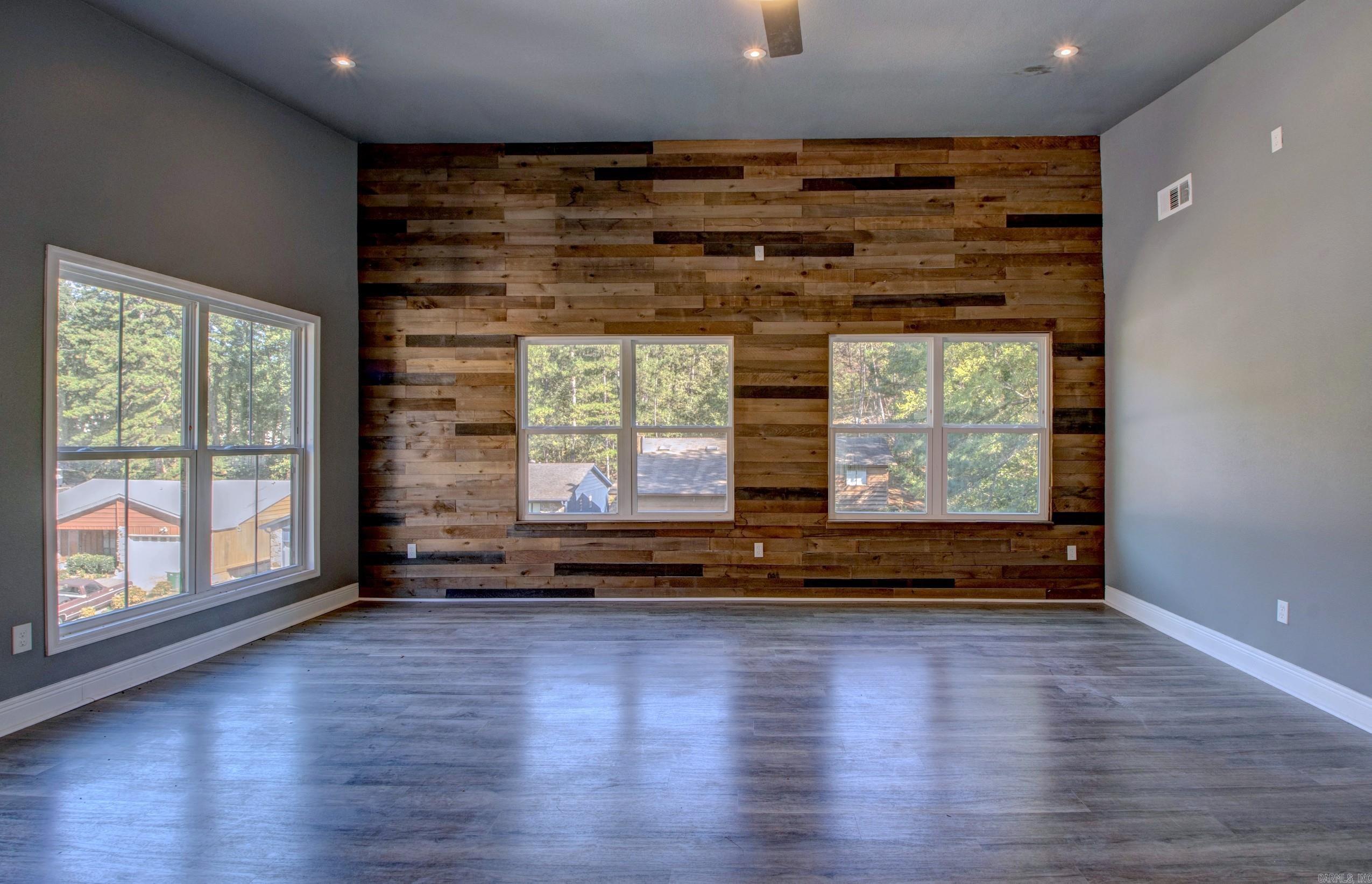Westlawn #2 - Residential