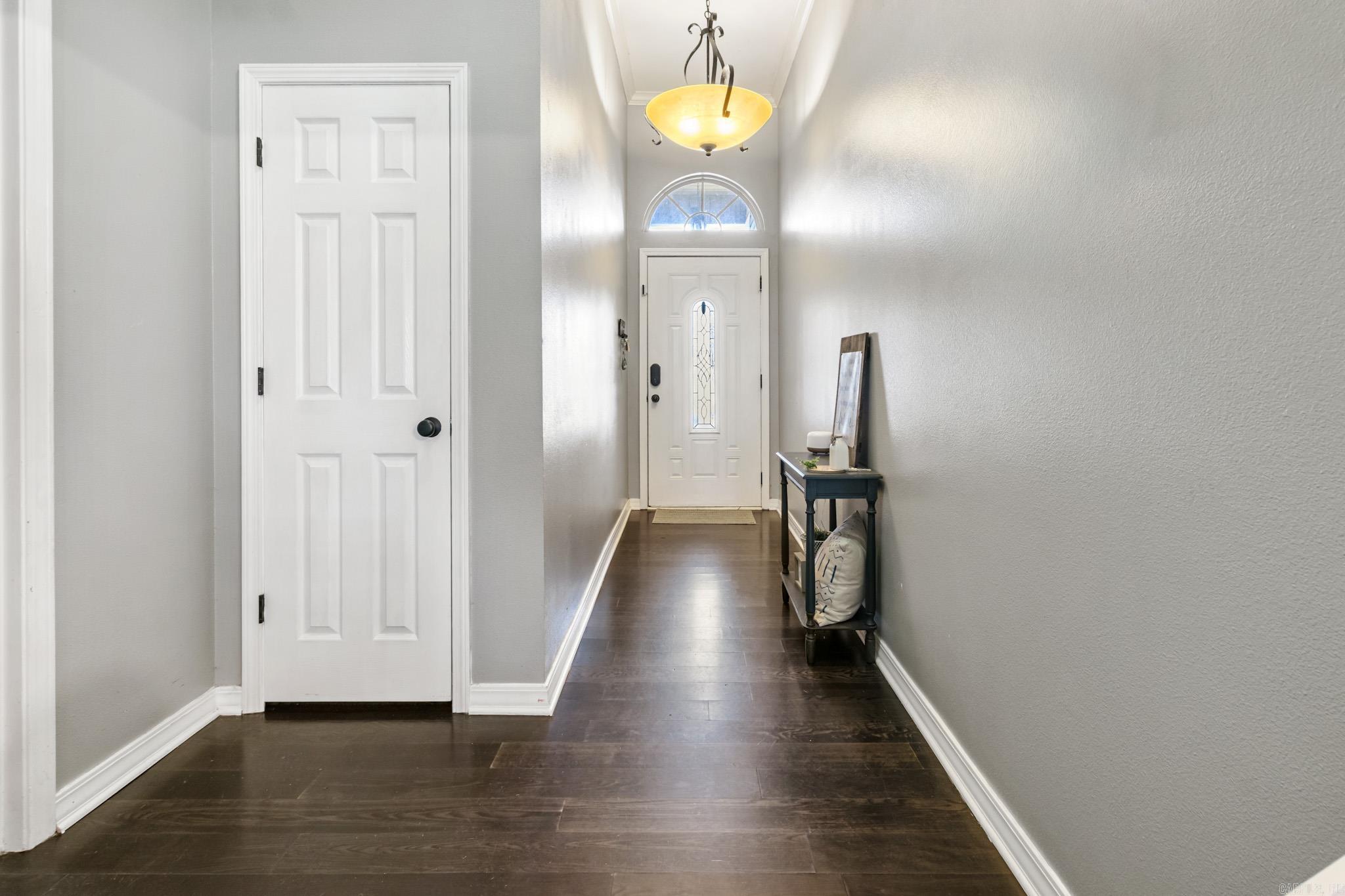 HICKORY MEADOW ESTATES - Residential