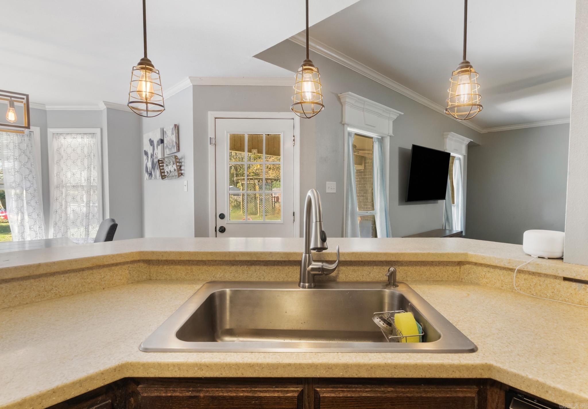 HICKORY MEADOW ESTATES - Residential