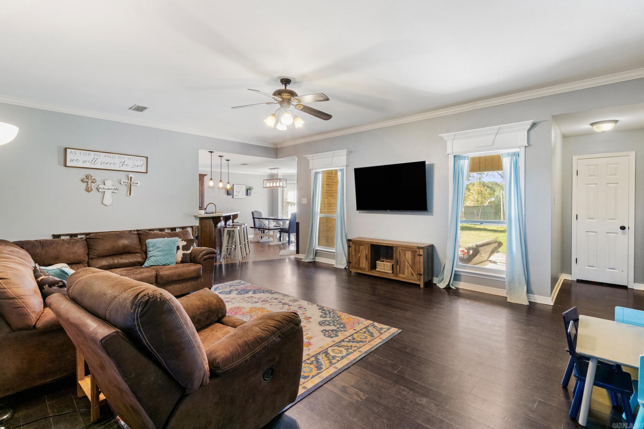 HICKORY MEADOW ESTATES - Residential