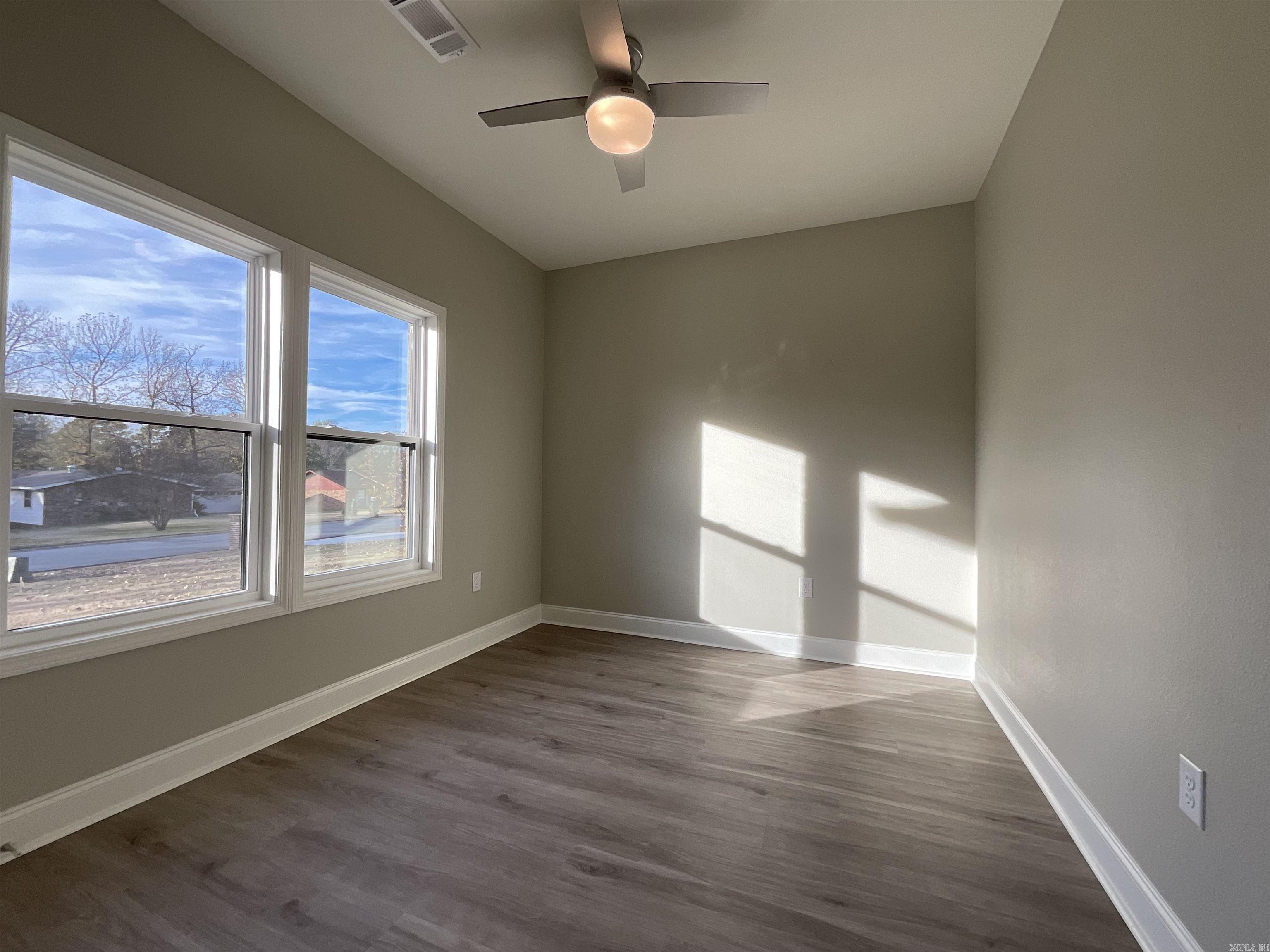 BROWN ADD TO JACK - Residential