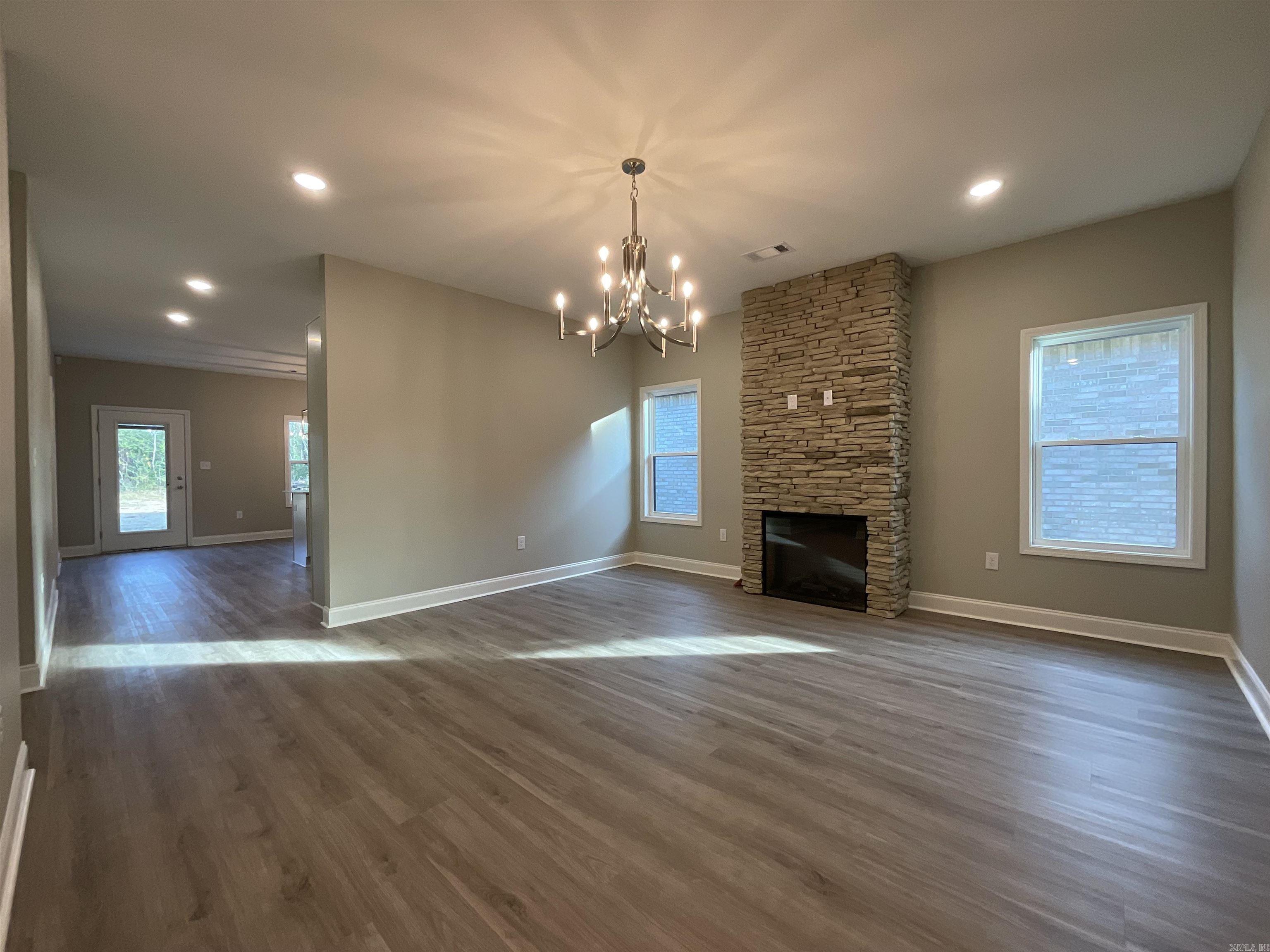 BROWN ADD TO JACK - Residential