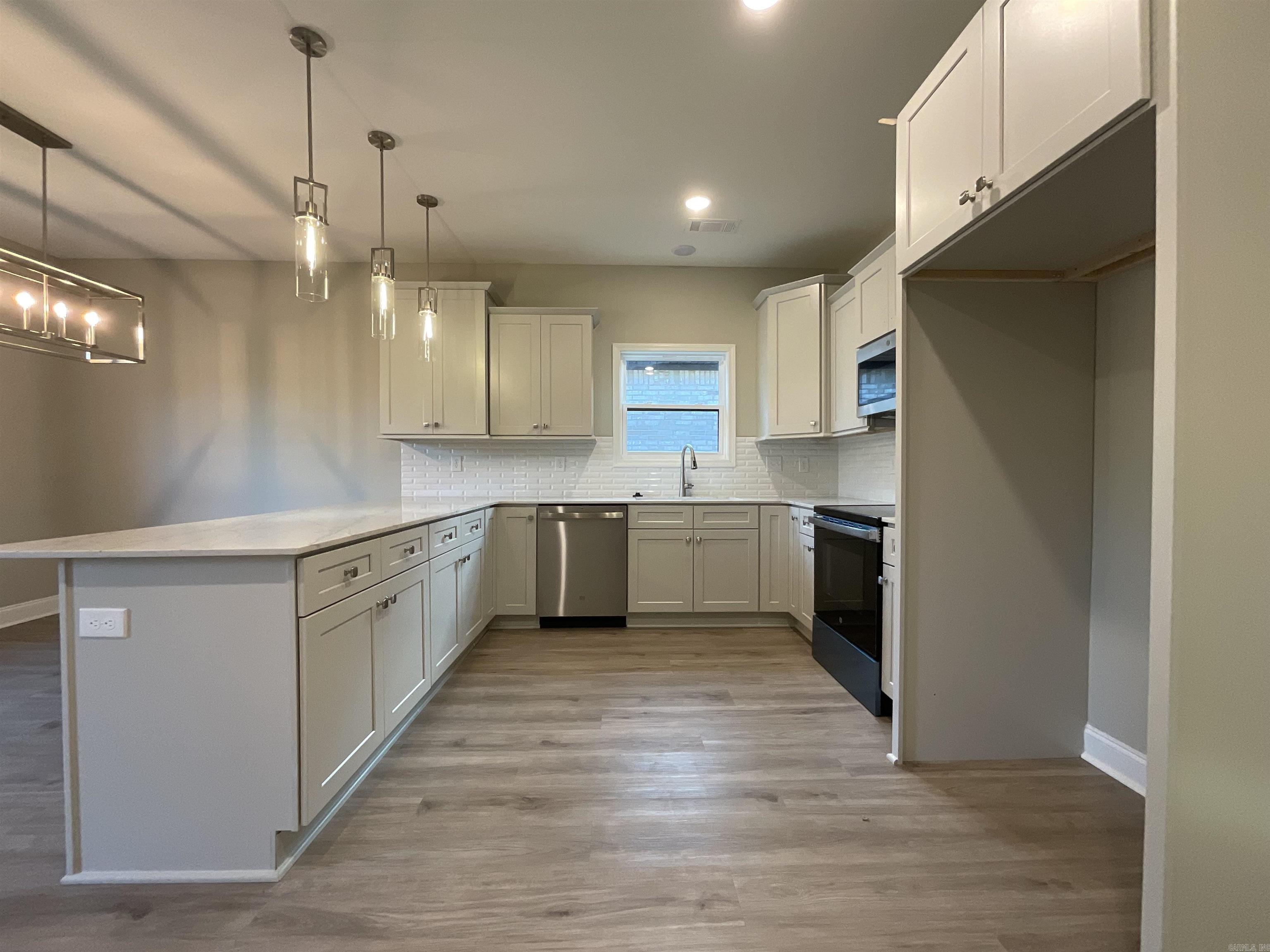 BROWN ADD TO JACK - Residential