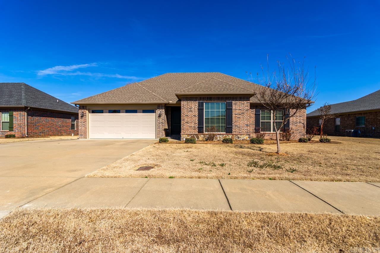 SALEM WOODS - Residential