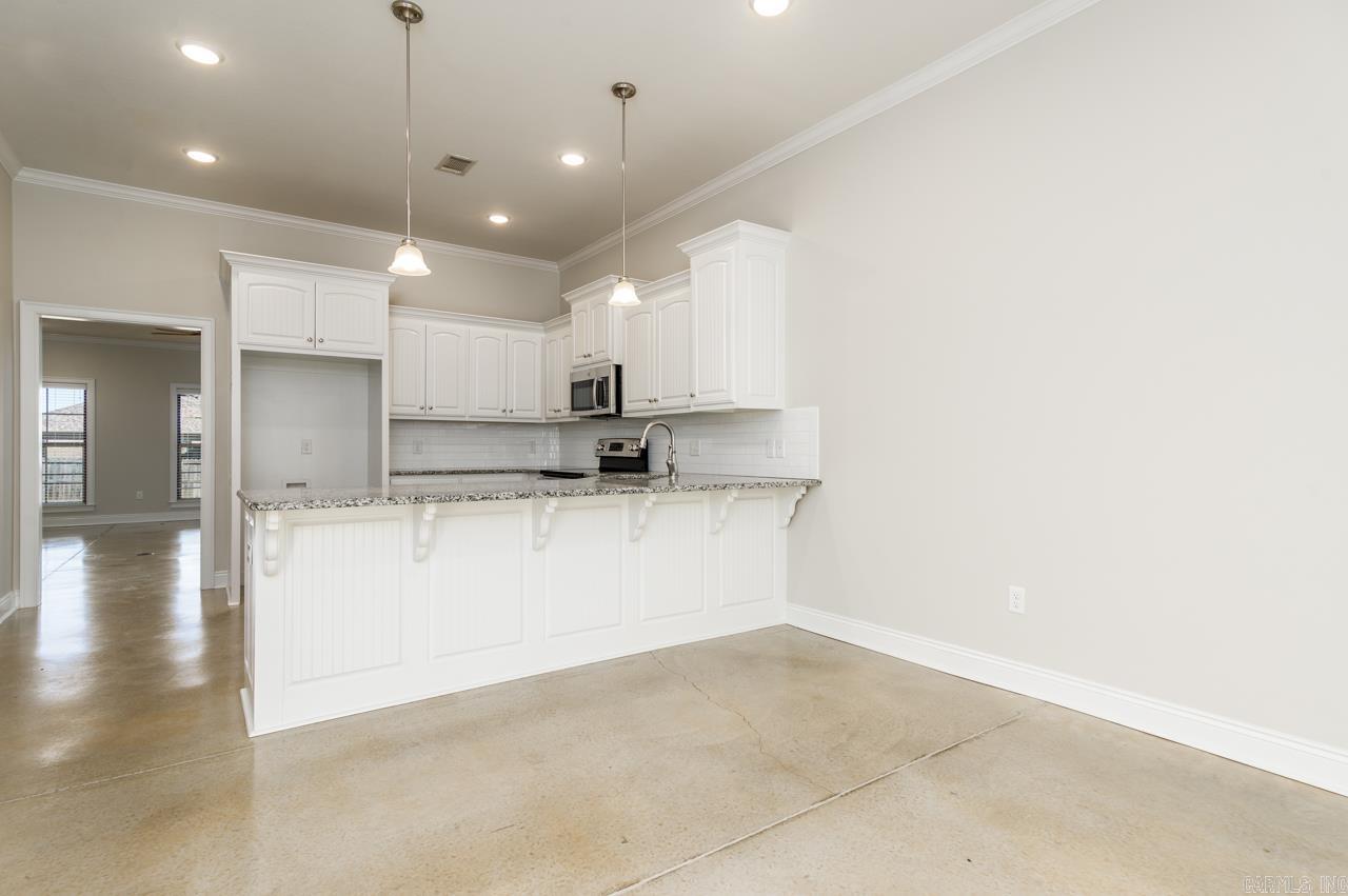 SALEM WOODS - Residential