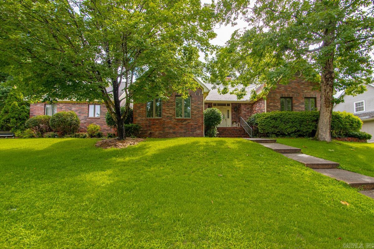 WELLINGTON POINTE - Residential