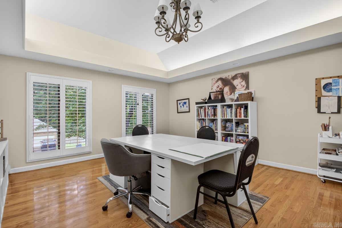 WELLINGTON POINTE - Residential