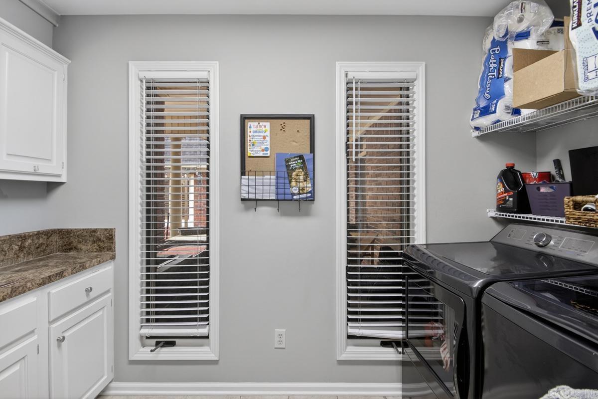 WELLINGTON POINTE - Residential
