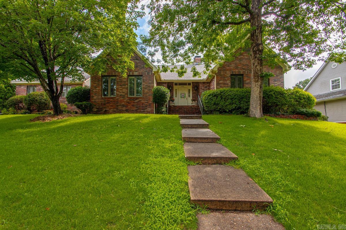 WELLINGTON POINTE - Residential