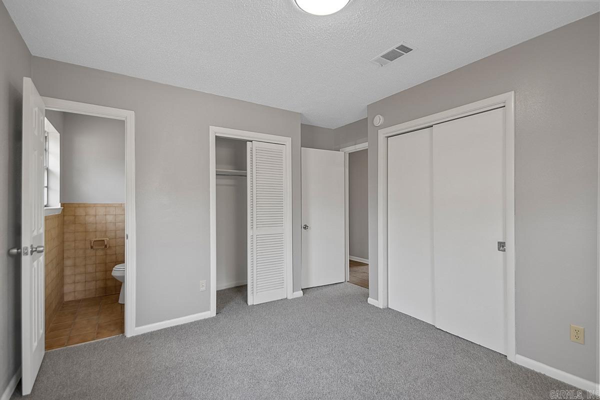 BEVERLY TERR - Residential