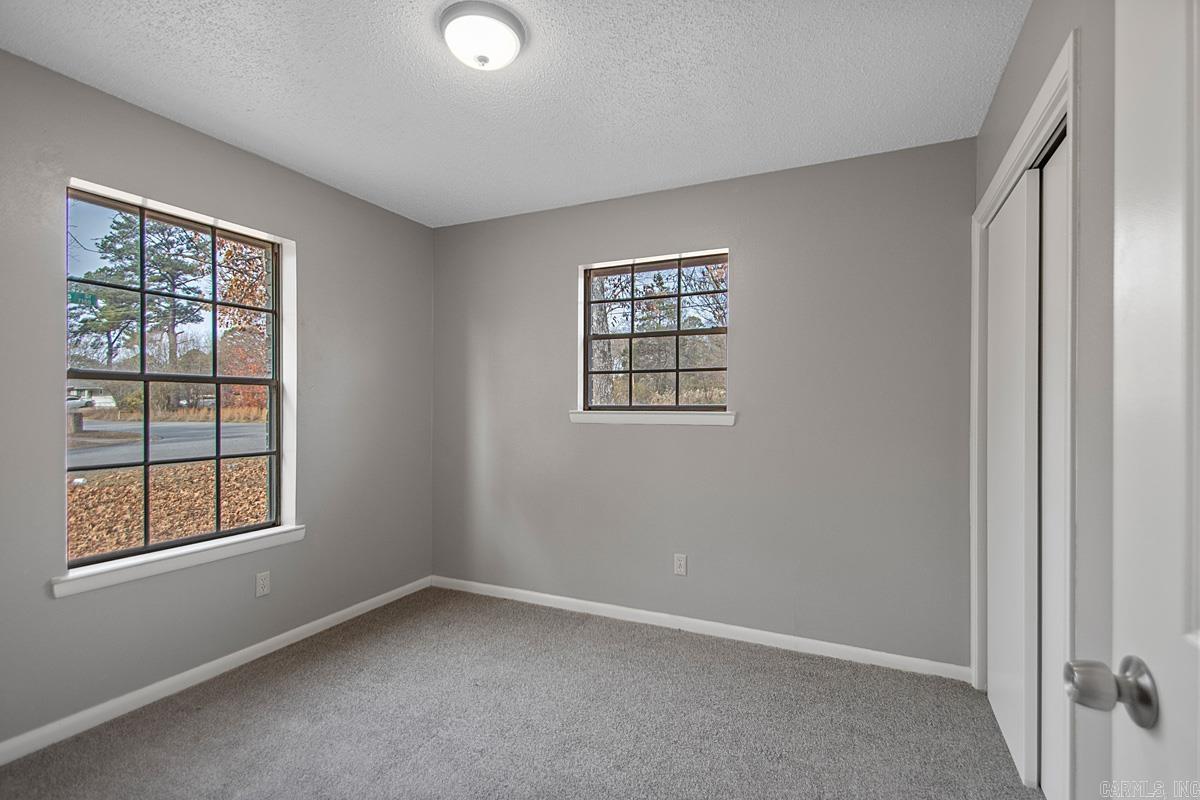 BEVERLY TERR - Residential