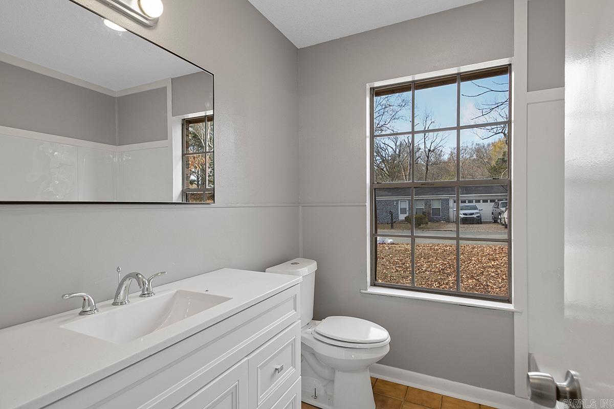 BEVERLY TERR - Residential