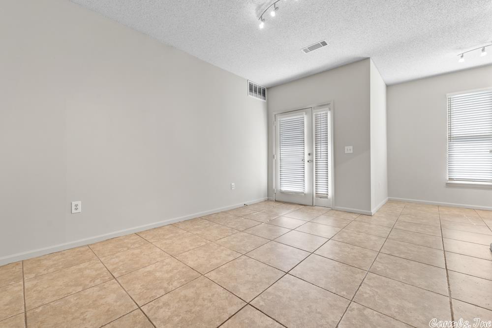 THE CLIFFS HPR - Residential