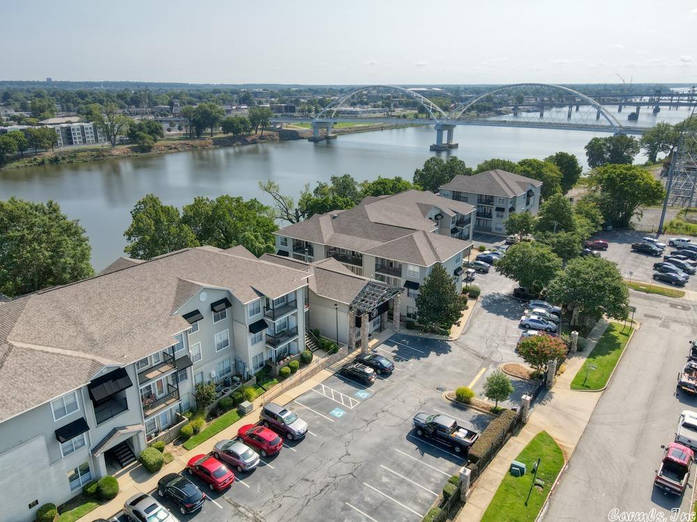 THE CLIFFS HPR - Residential