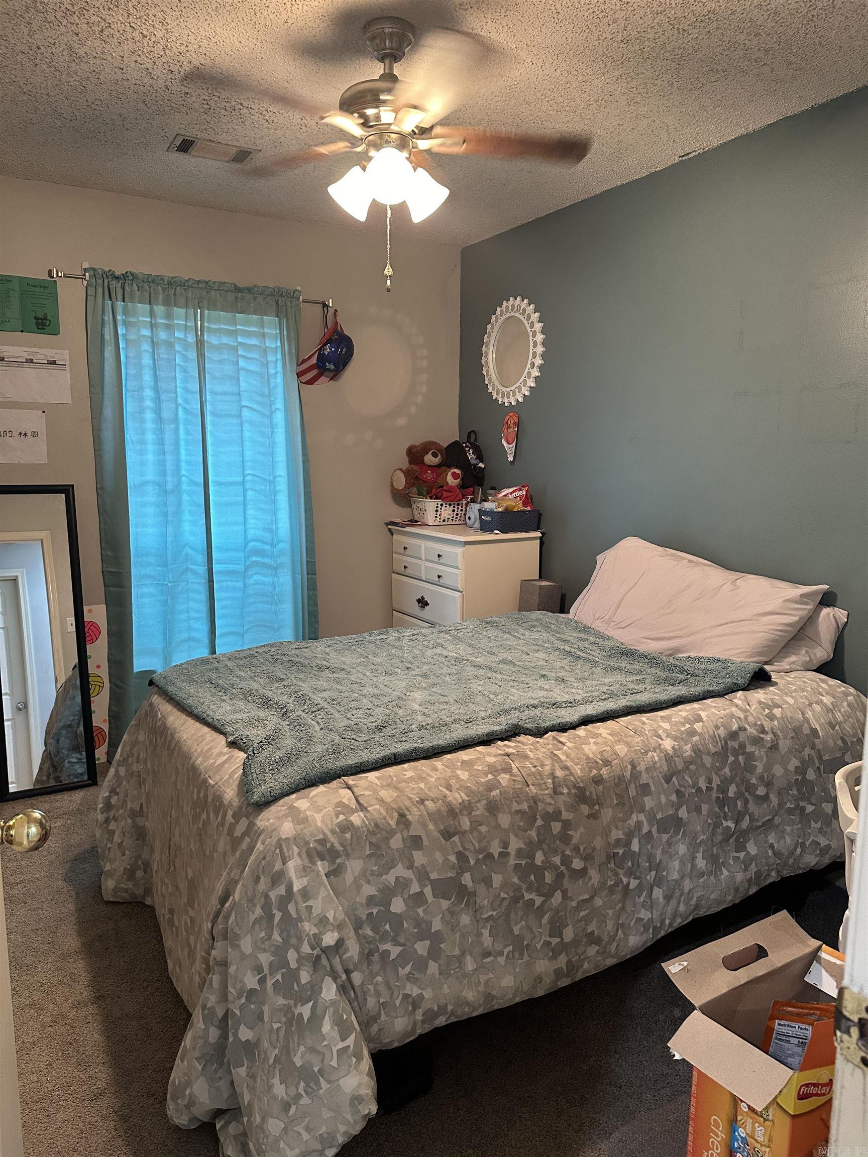 HUNTERS COVE - Residential