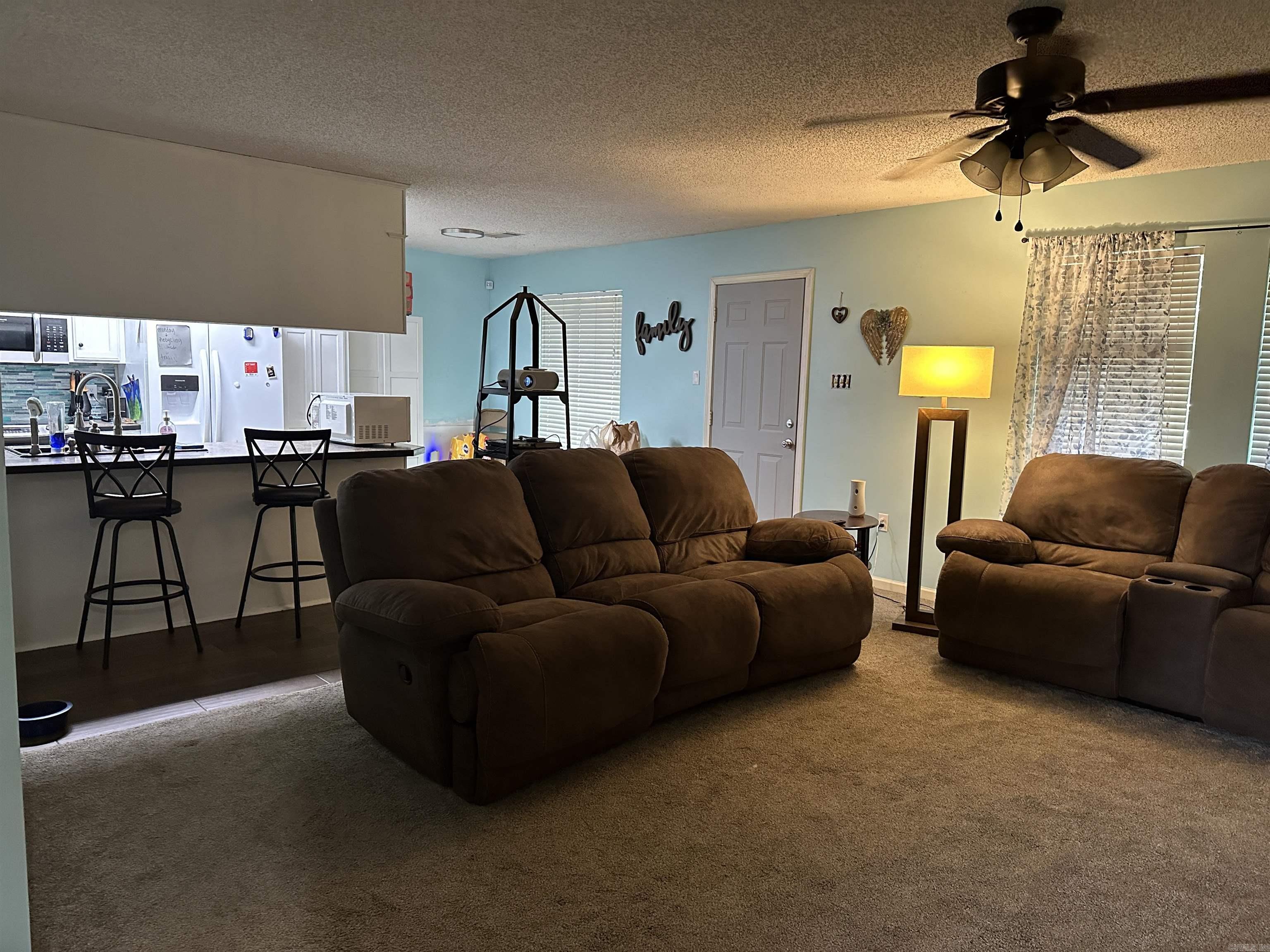 HUNTERS COVE - Residential