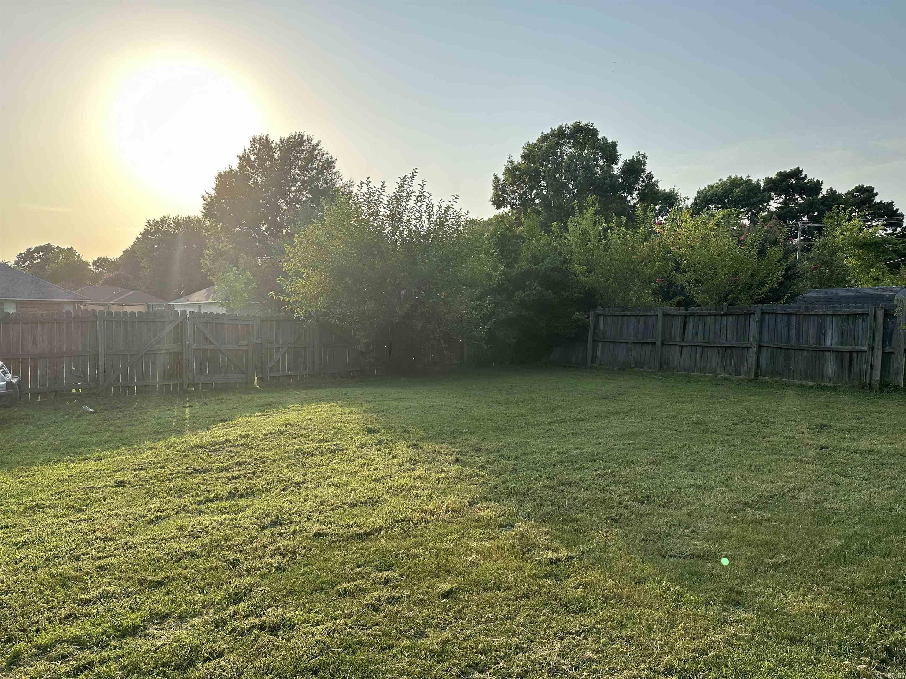 HUNTERS COVE - Residential