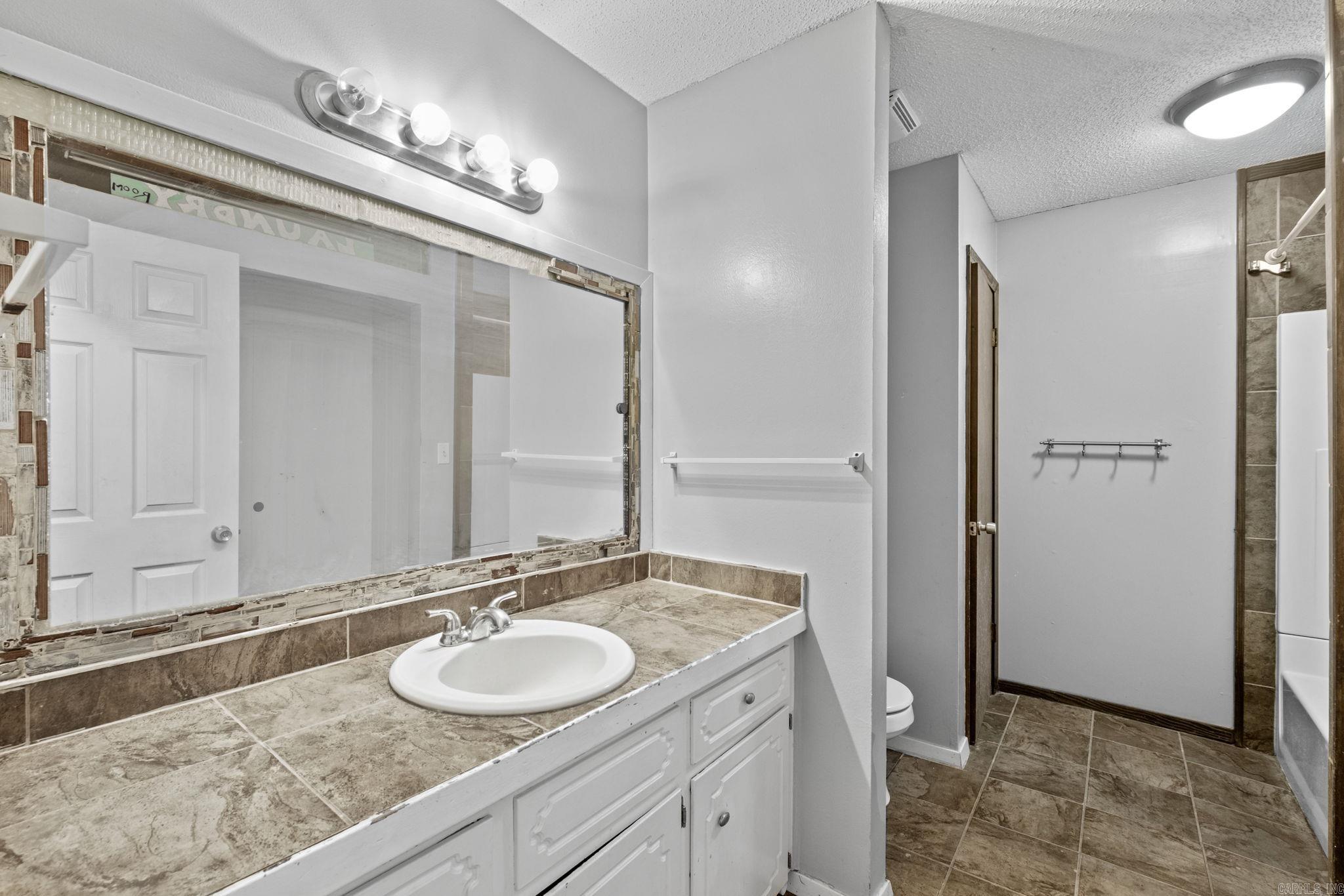 WINDWOOD S/D - Residential