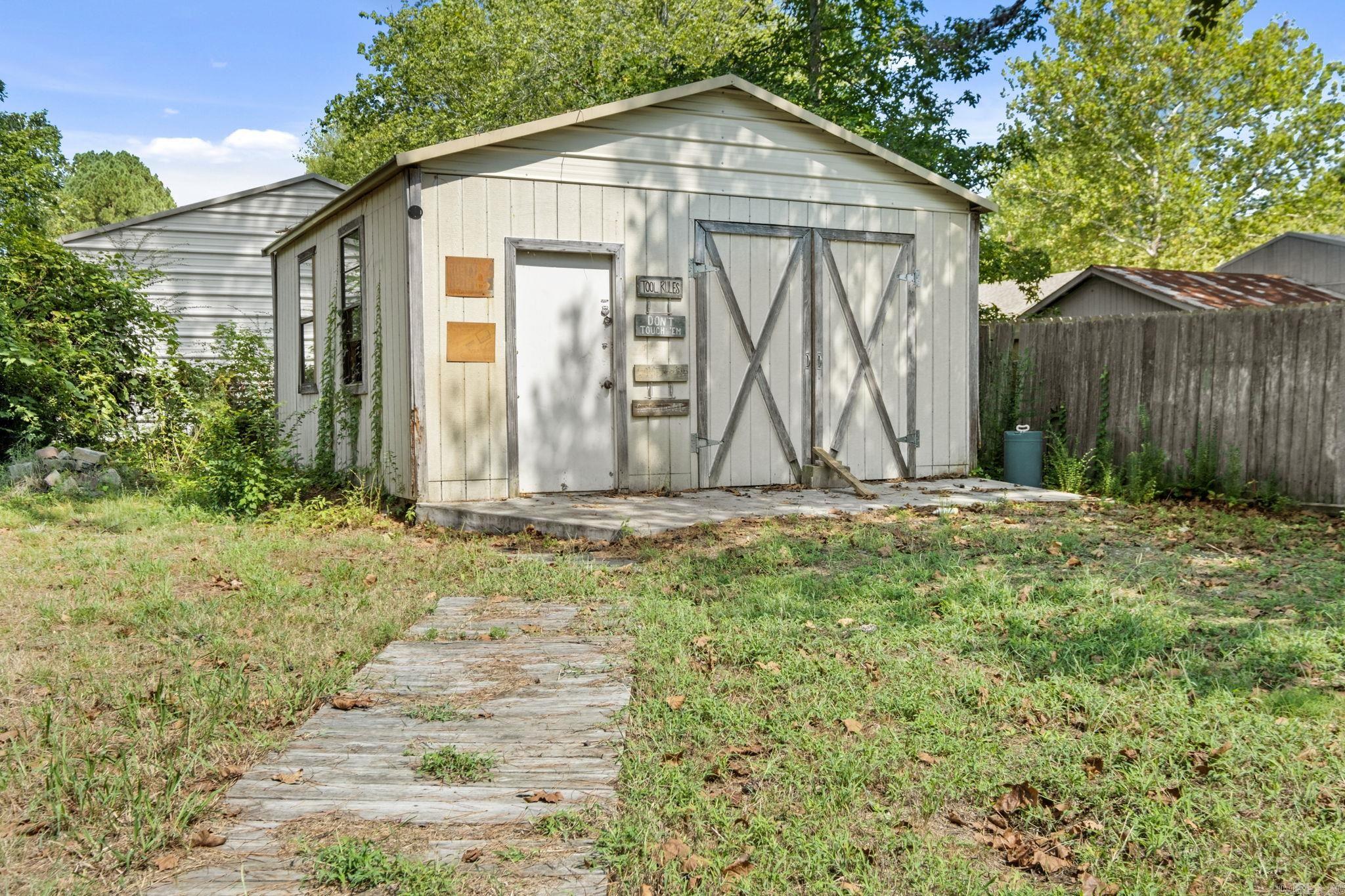 WINDWOOD S/D - Residential