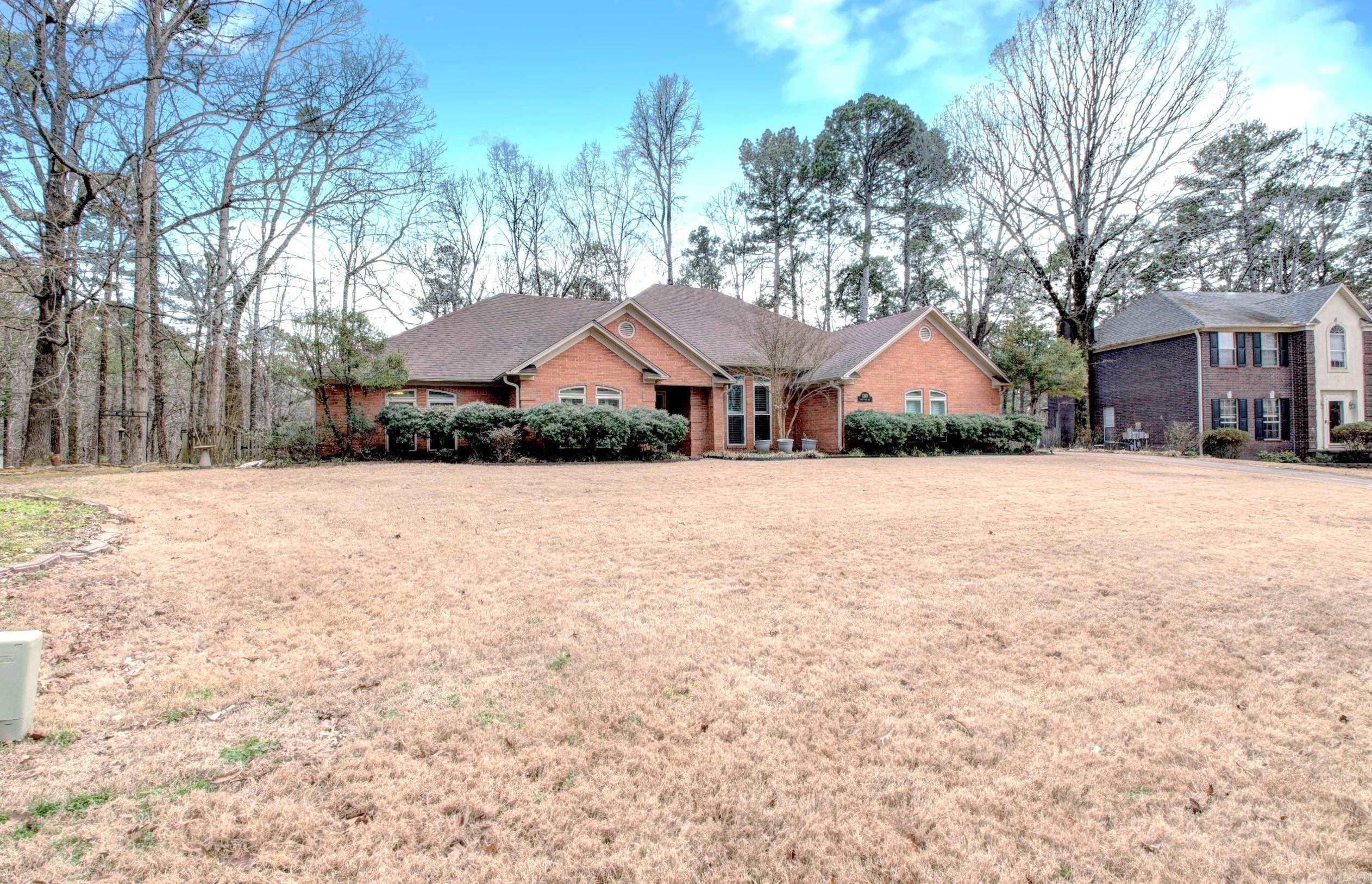 RIVER OAKS - Residential