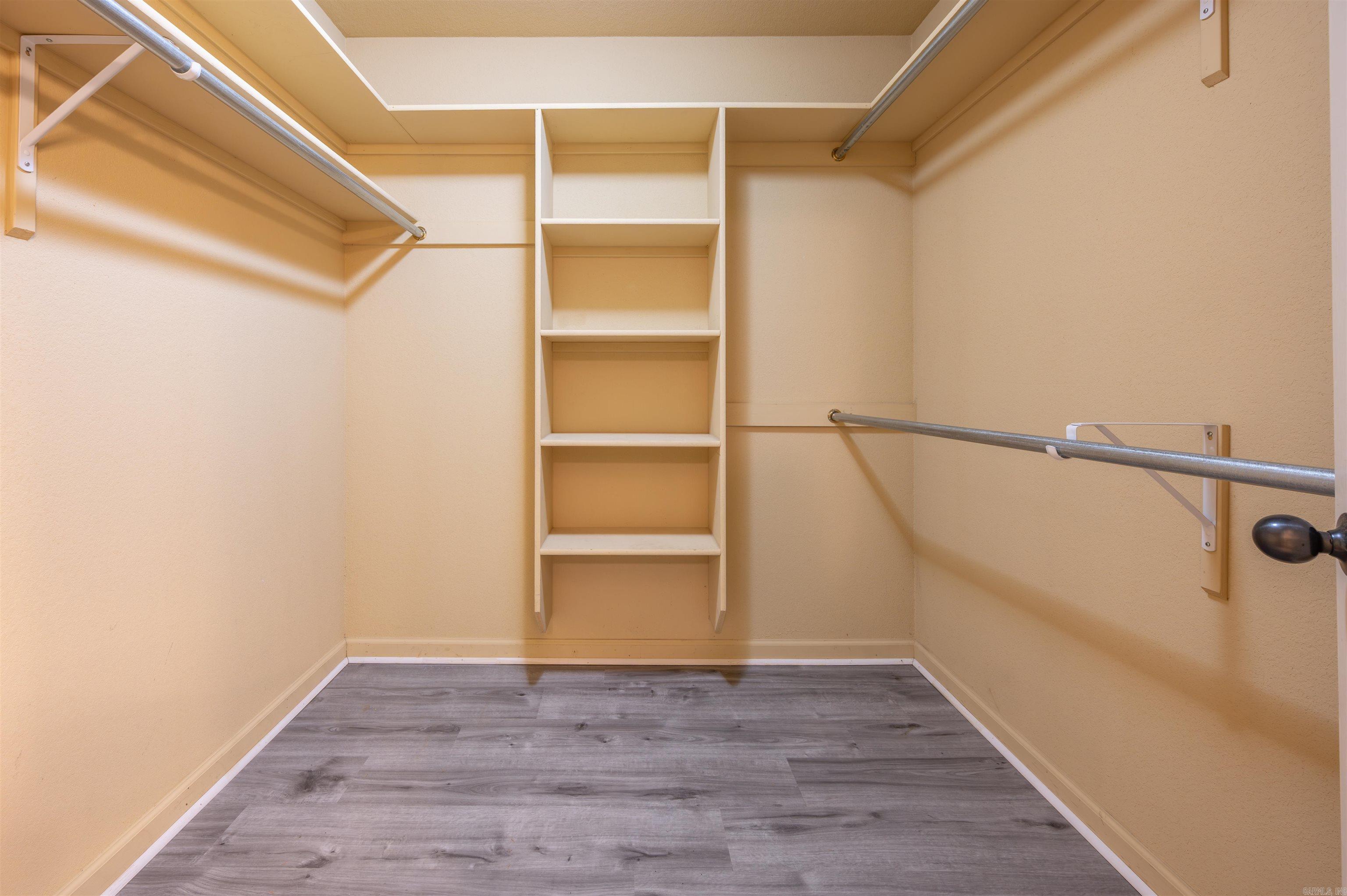 CARRIAGE COURT L - Residential