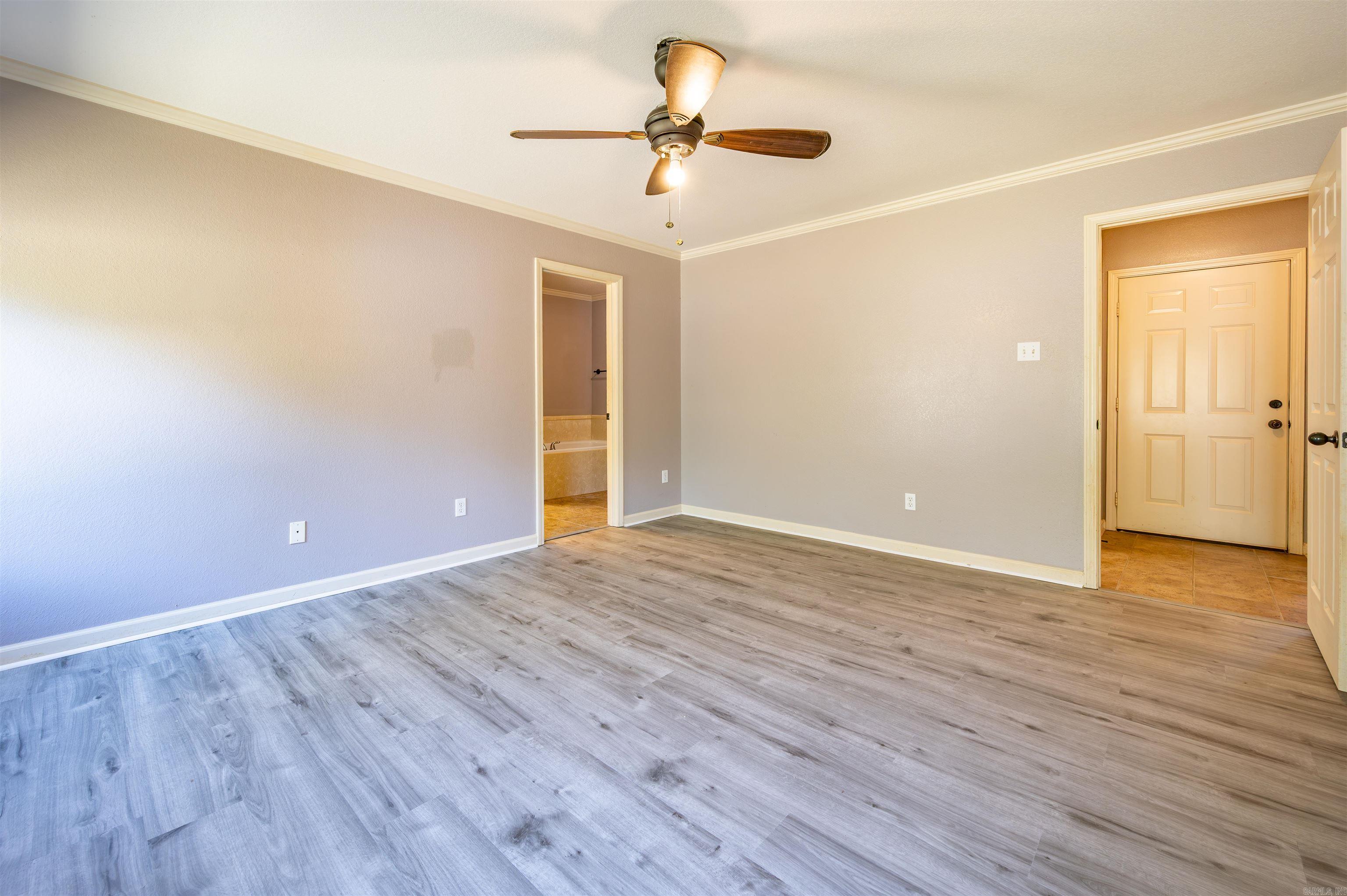 CARRIAGE COURT L - Residential