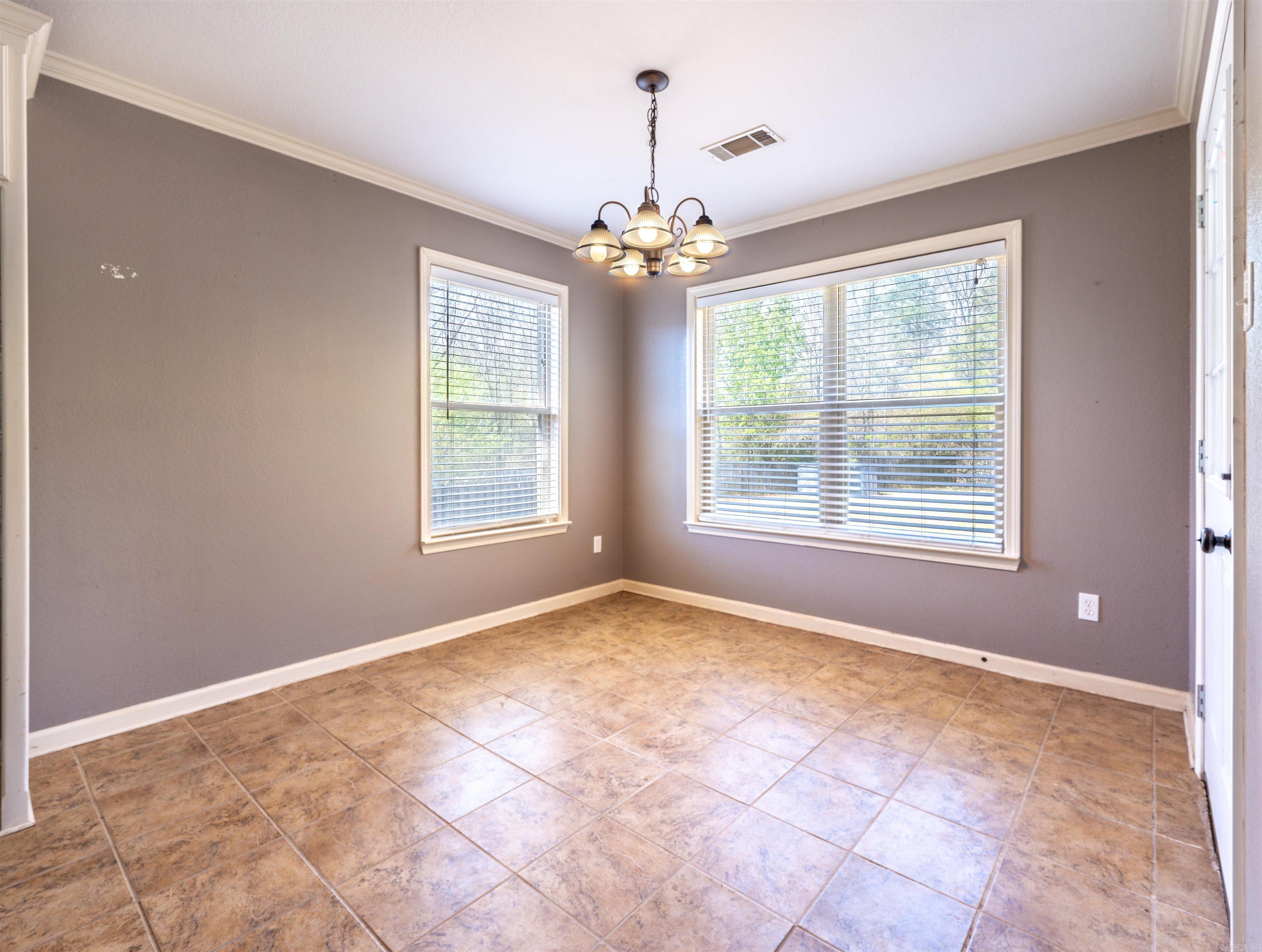 CARRIAGE COURT L - Residential