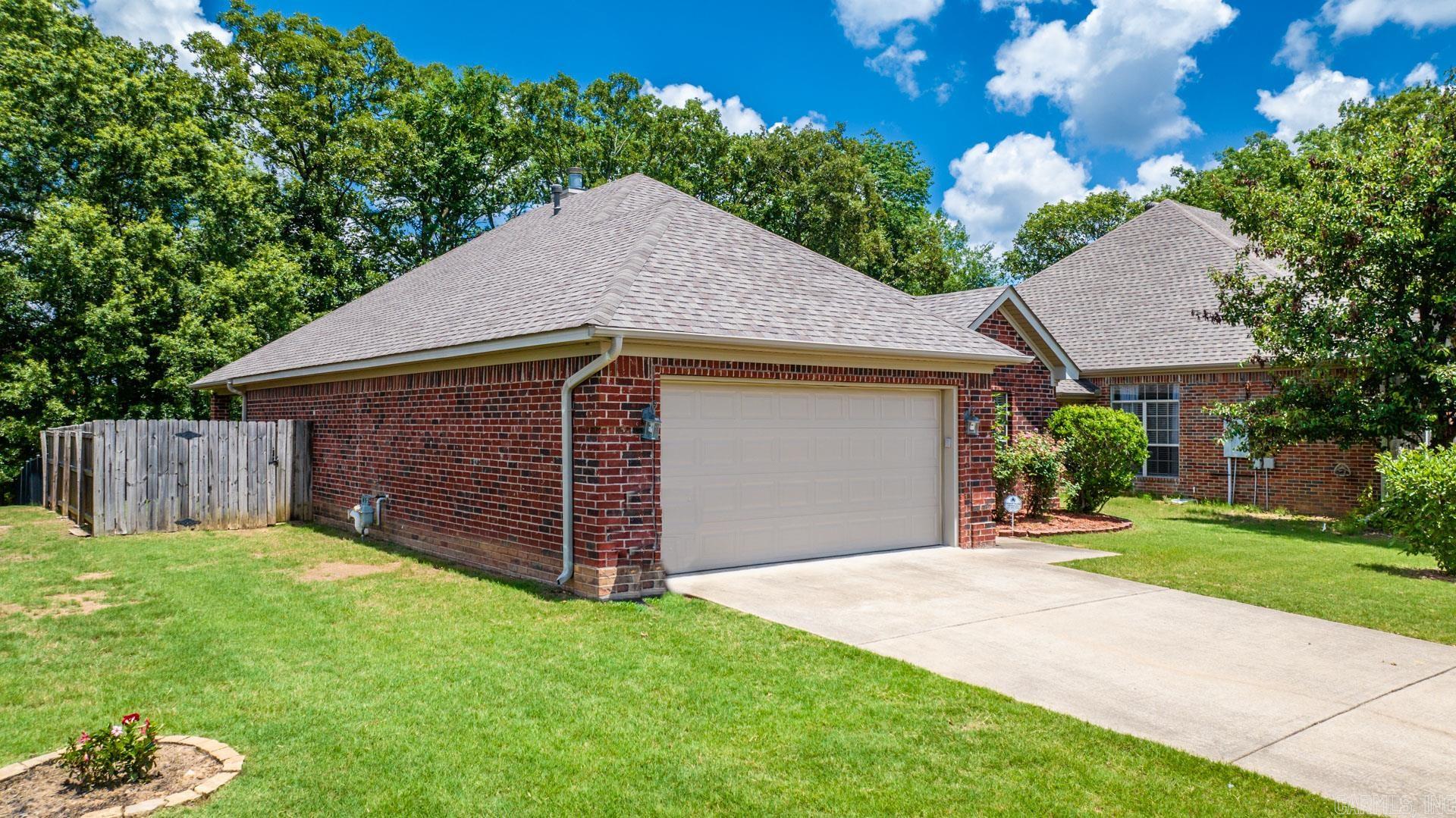 COUNTRY CLUB OF ARK THE - Residential