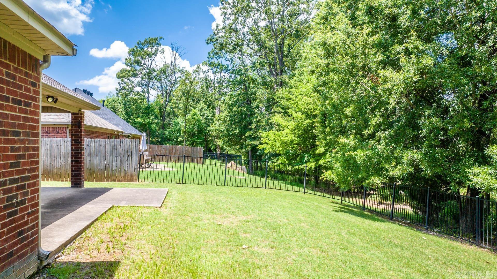 COUNTRY CLUB OF ARK THE - Residential