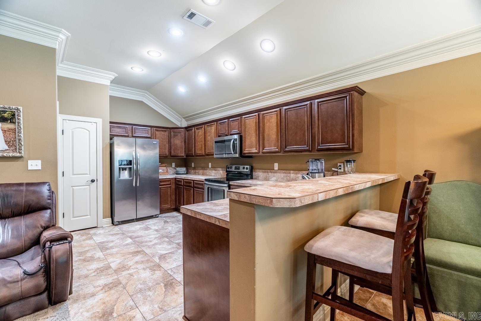 COUNTRY CLUB OF ARK THE - Residential